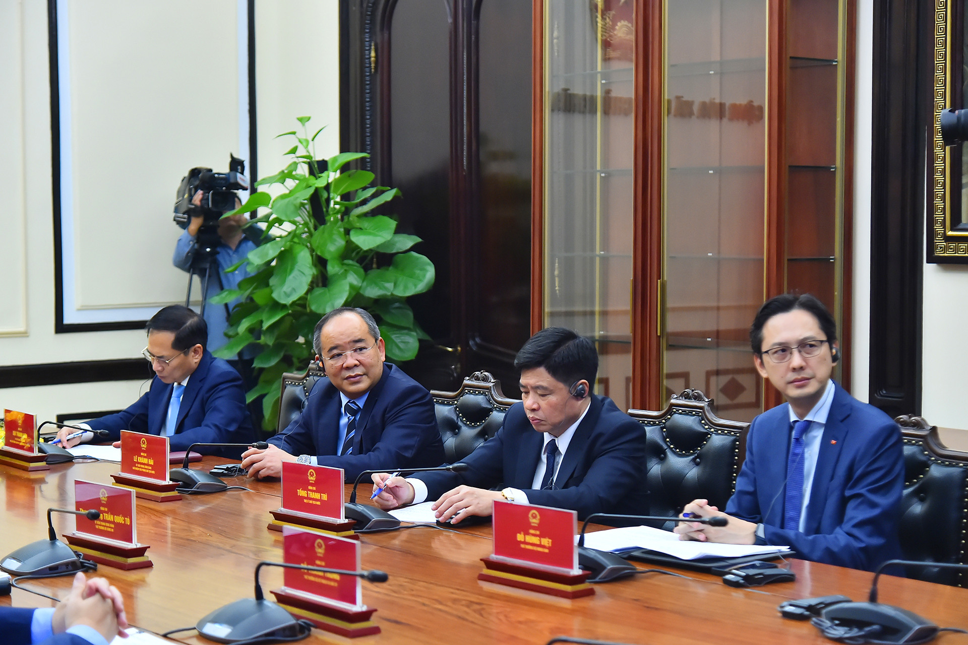 [Ảnh] Chủ tịch nước Lương Cường hội đàm trực tuyến với Tổng Bí thư, Chủ tịch nước Lào Thongloun Sisoulith ảnh 5