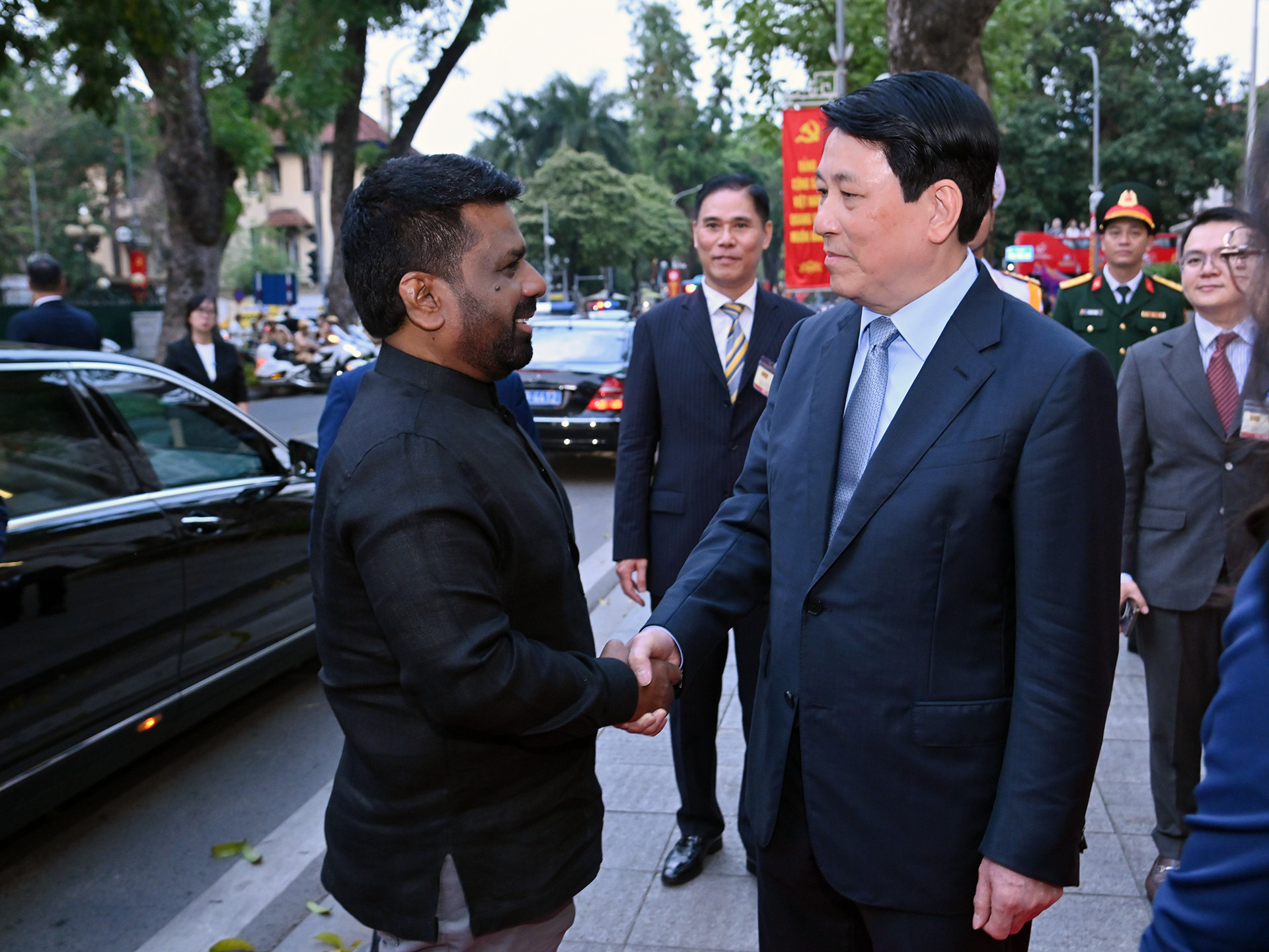 [Ảnh] Chủ tịch nước Lương Cường chủ trì chiêu đãi cấp Nhà nước Tổng thống Sri Lanka Anura Kumara Dissanayaka ảnh 1