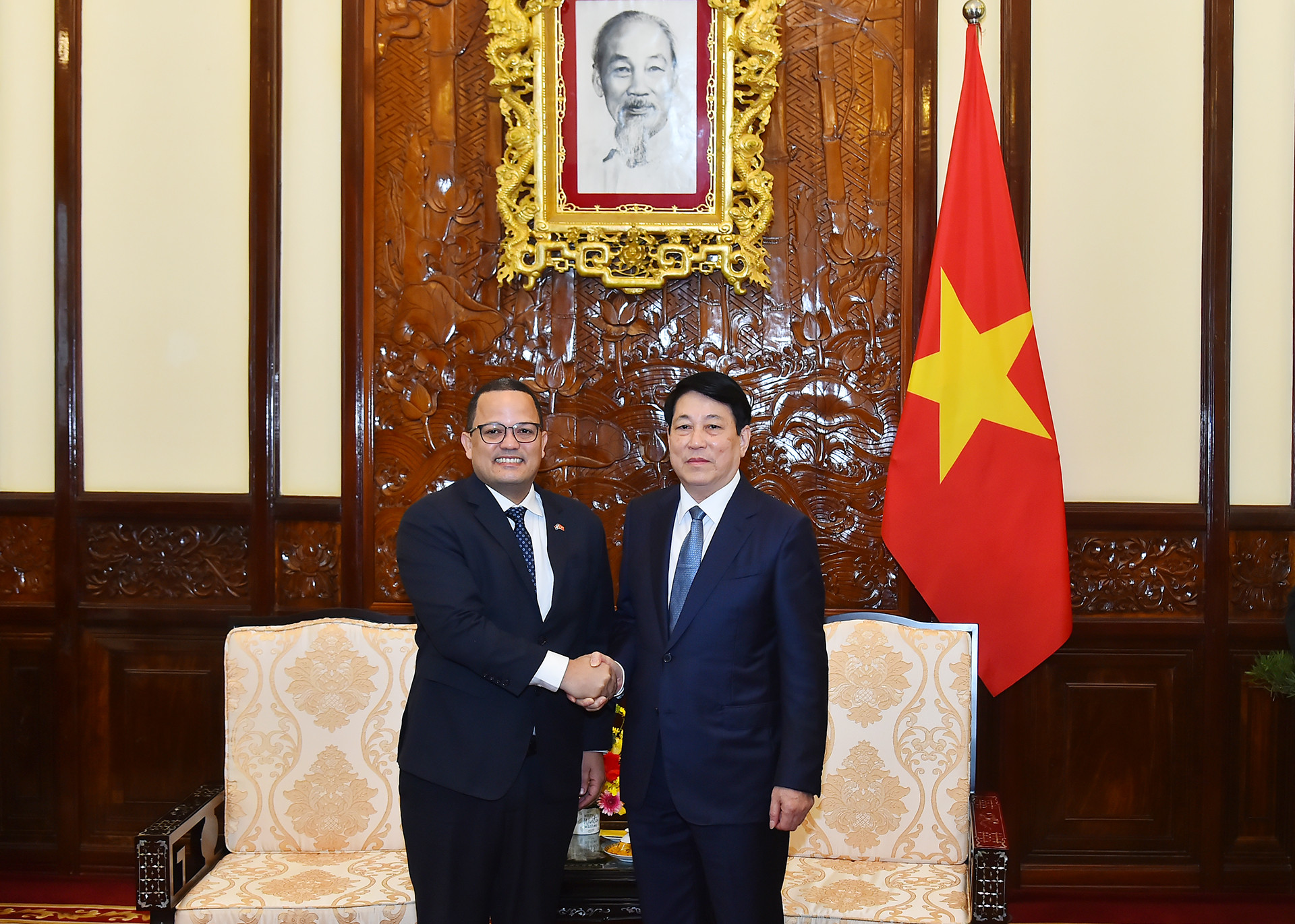 Chủ tịch nước Lương Cường và Đại sứ Cộng hoà Dominicana Jaime Francisco Rodriguez tại buổi tiếp.