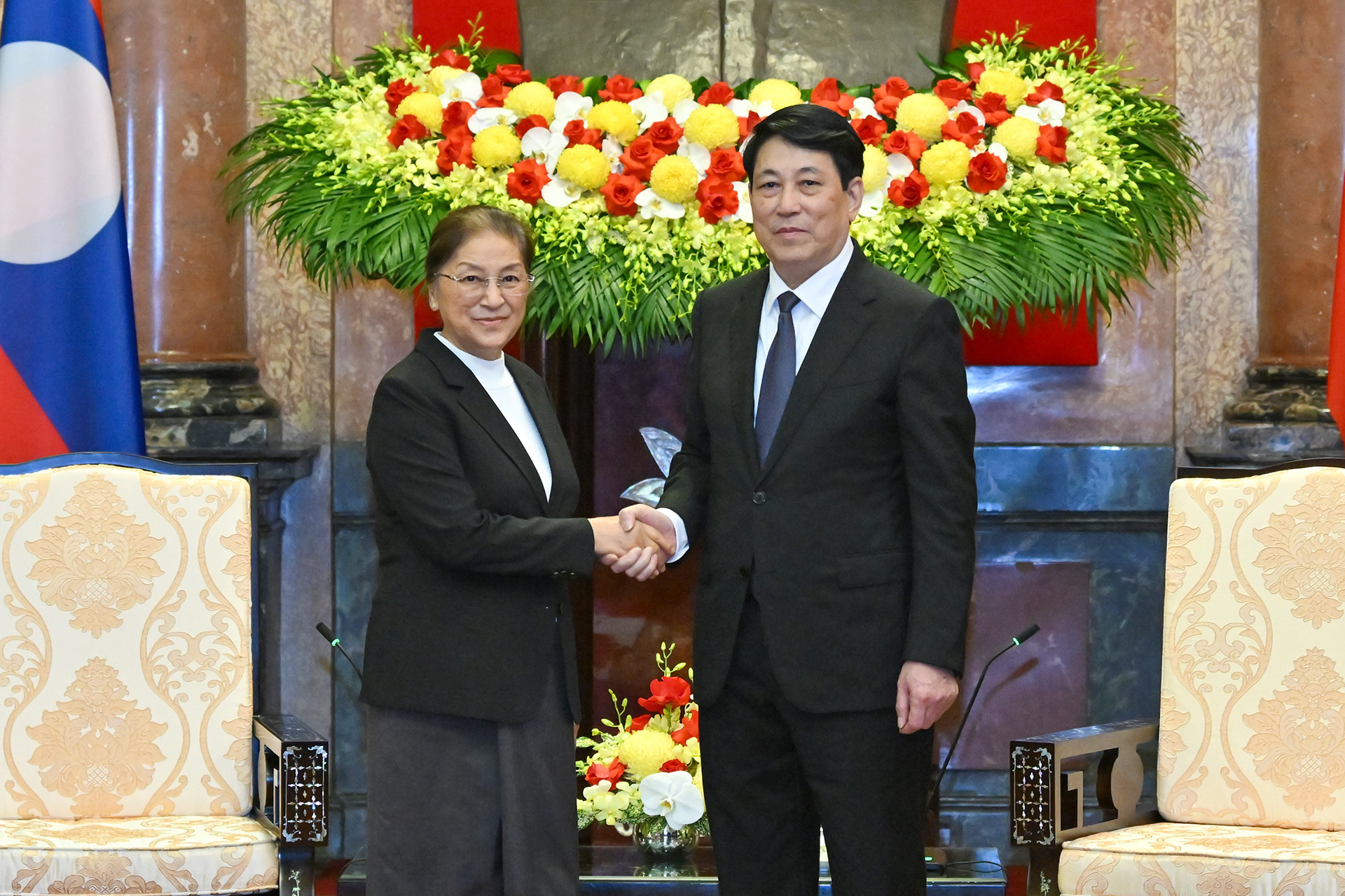 [Ảnh] Chủ tịch nước Lương Cường tiếp Phó Chủ tịch nước Lào Pany Yathotou ảnh 1