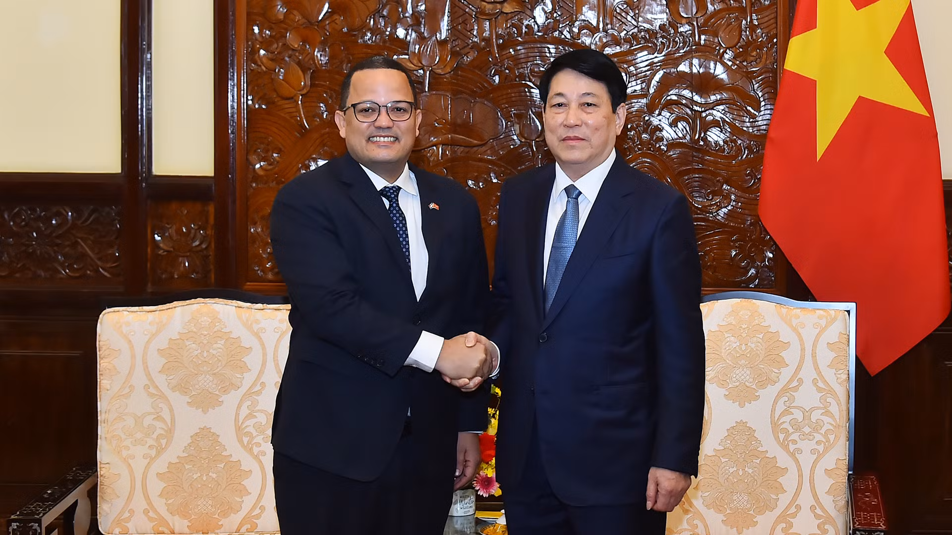 Chủ tịch nước Lương Cường và Đại sứ Cộng hoà Dominicana Jaime Francisco Rodriguez.