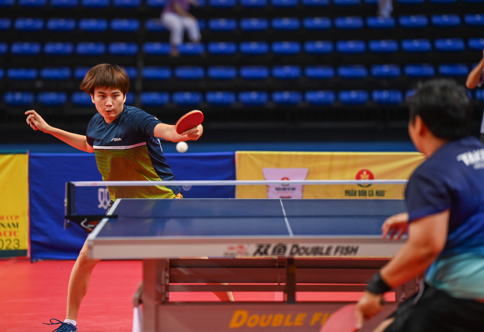 Séc đấu thứ 4 diễn ra cân tài cân sức giữa hai tay vợt, tỷ số liên tục được bám đuổi, kết thúc ván đấu Diệu Khánh vượt qua Mỹ Trang với tỷ số 16-14.