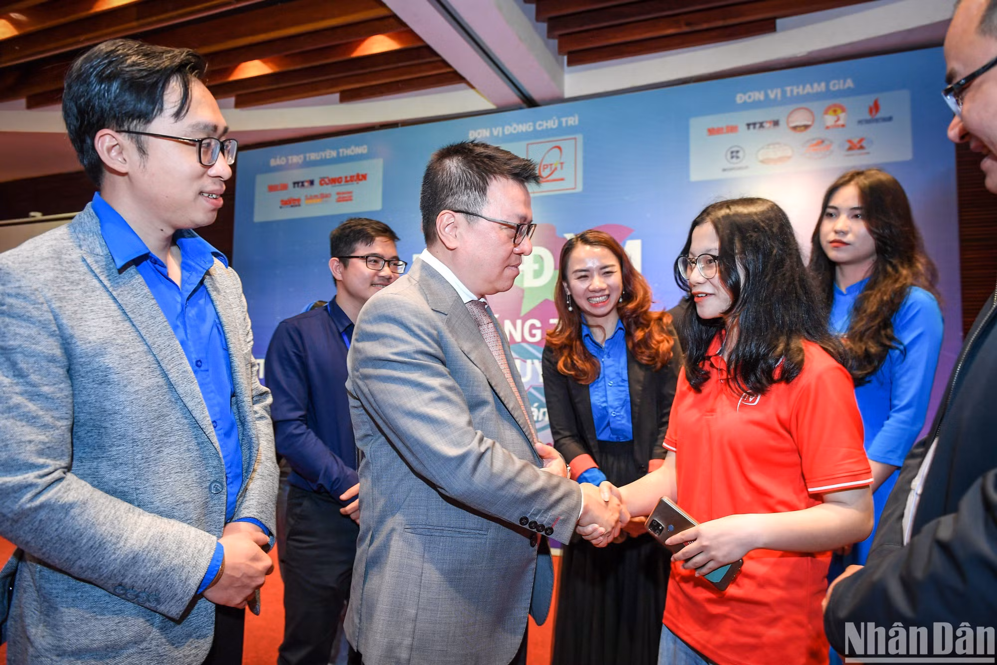 [Ảnh] Phát huy vai trò của thanh niên trong công cuộc chuyển đổi số