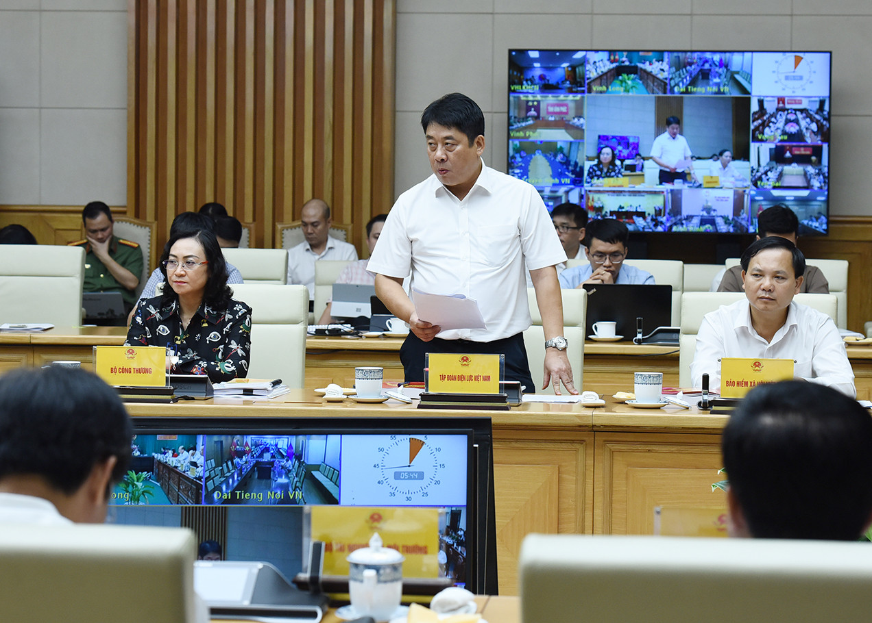 Tổng Giám đốc Tập đoàn EVN Nguyễn Anh Tuấn phát biểu.