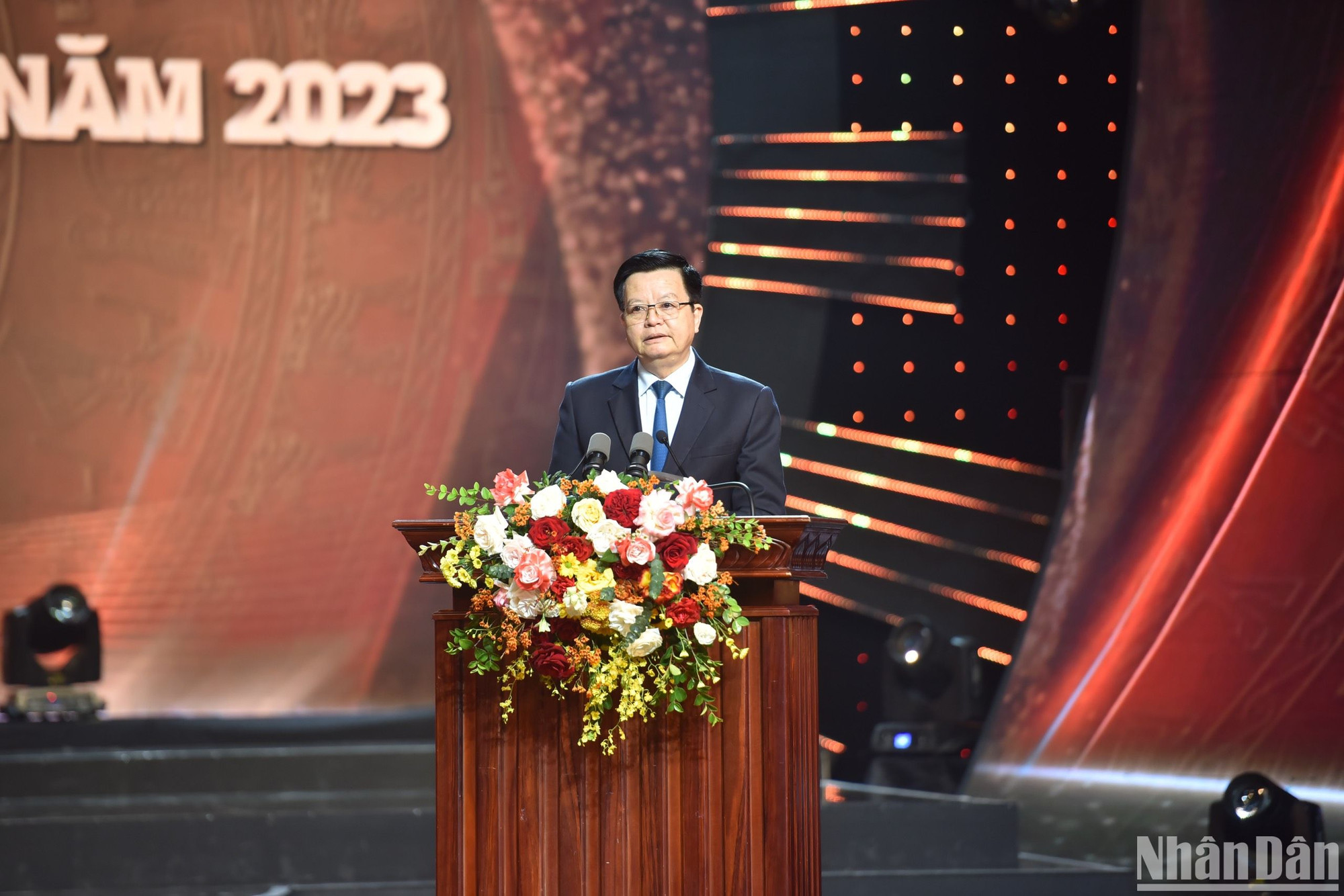 Đồng chí Mai Văn Chính, Ủy viên Trung ương Đảng, Phó Trưởng Ban Thường trực Ban Tổ chức Trung ương, Phó Trưởng Ban Chỉ đạo Giải Báo chí toàn quốc về xây dựng Đảng (mang tên Búa liềm vàng) phát động Giải lần thứ IX - năm 2024. Đồng chí Mai Văn Chính, Ủy viên Trung ương Đảng, Phó Trưởng Ban Thường trực Ban Tổ chức Trung ương, Phó Trưởng Ban Chỉ đạo Giải Báo chí toàn quốc về xây dựng Đảng (mang tên Búa liềm vàng) phát động Giải lần thứ IX - năm 2024.