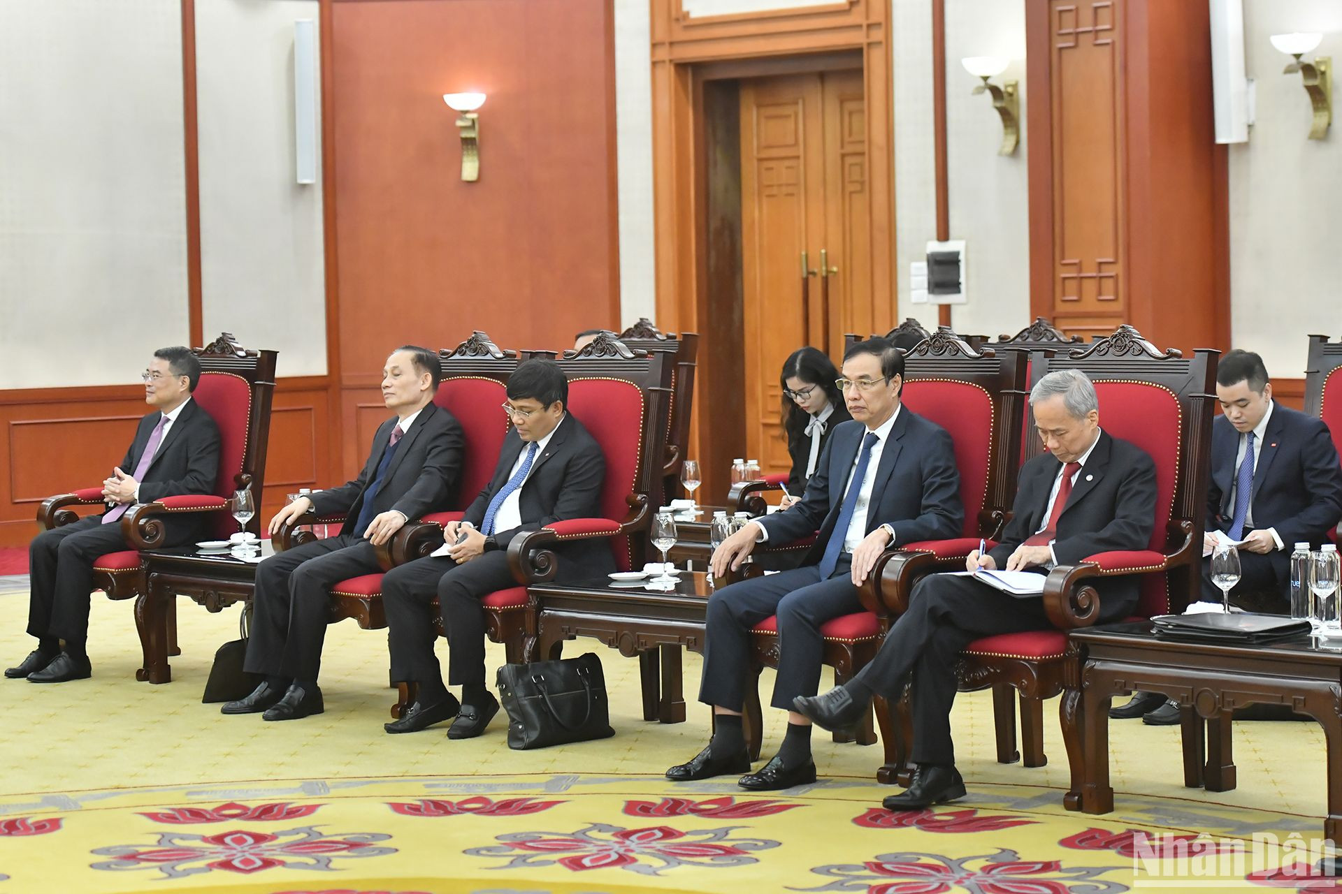 Đoàn đại biểu Việt Nam tại buổi tiếp.