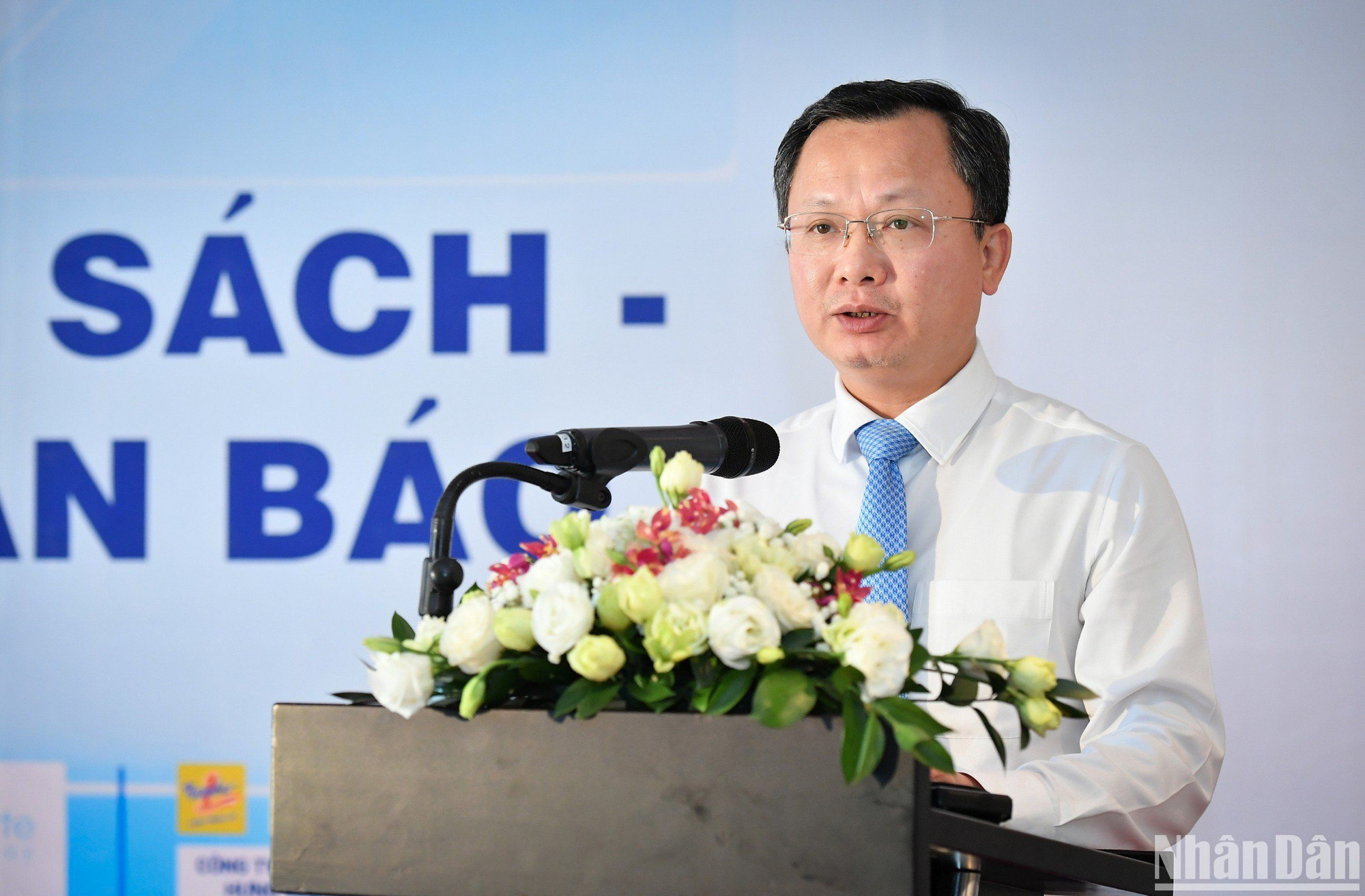 Ông Cao Tường Huy, quyền Chủ tịch Ủy ban nhân dân tỉnh Quảng Ninh phát biểu ý kiến.