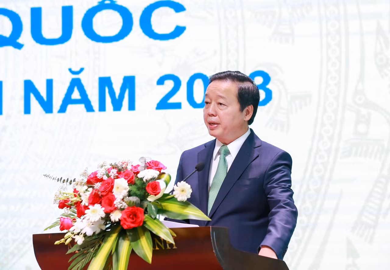 Phó Thủ tướng Trần Hồng Hà phát biểu chỉ đạo Hội nghị. (Ảnh: SƠN HẢI)