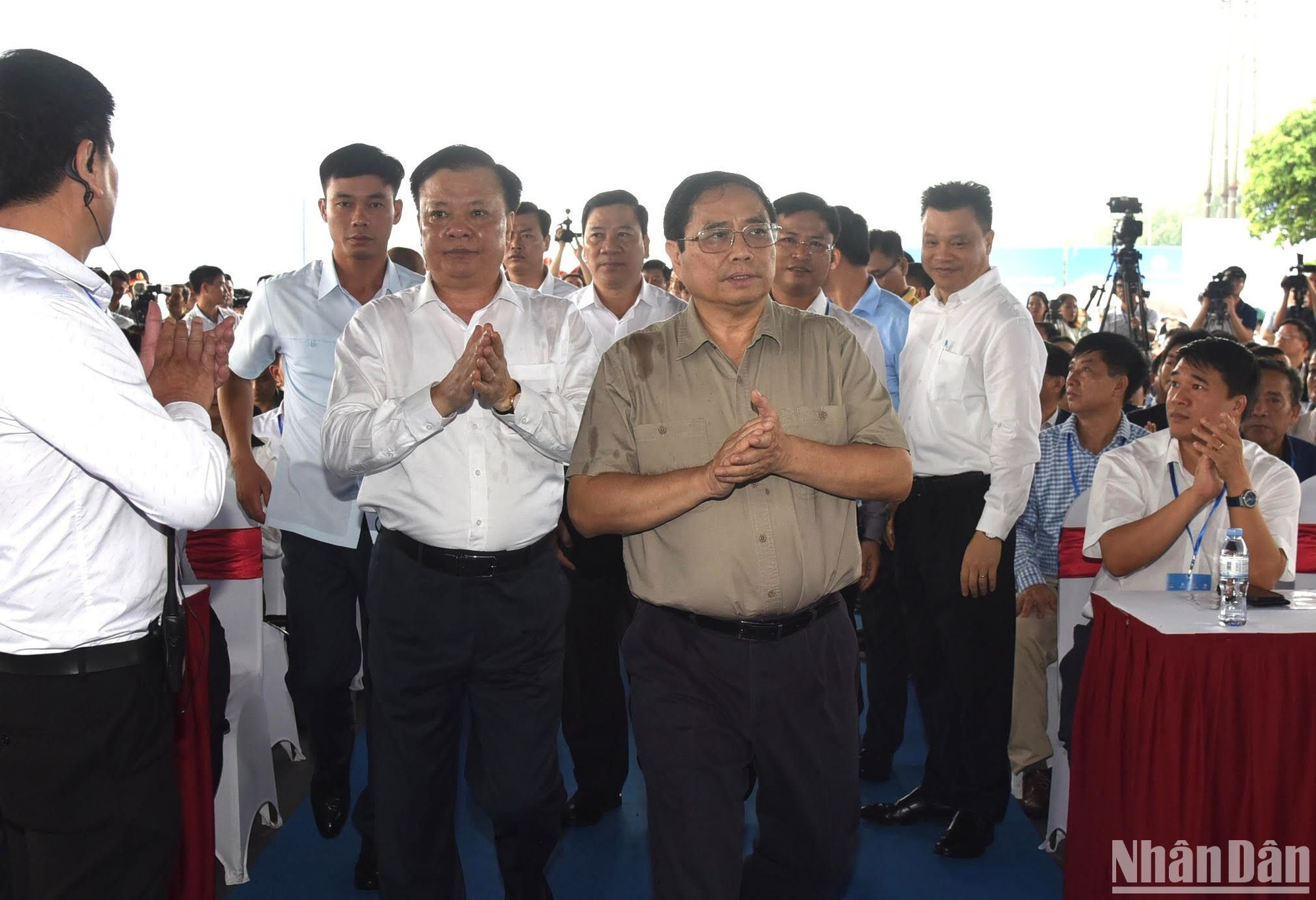 Thủ tướng Phạm Minh Chính đến dự lễ khởi công.