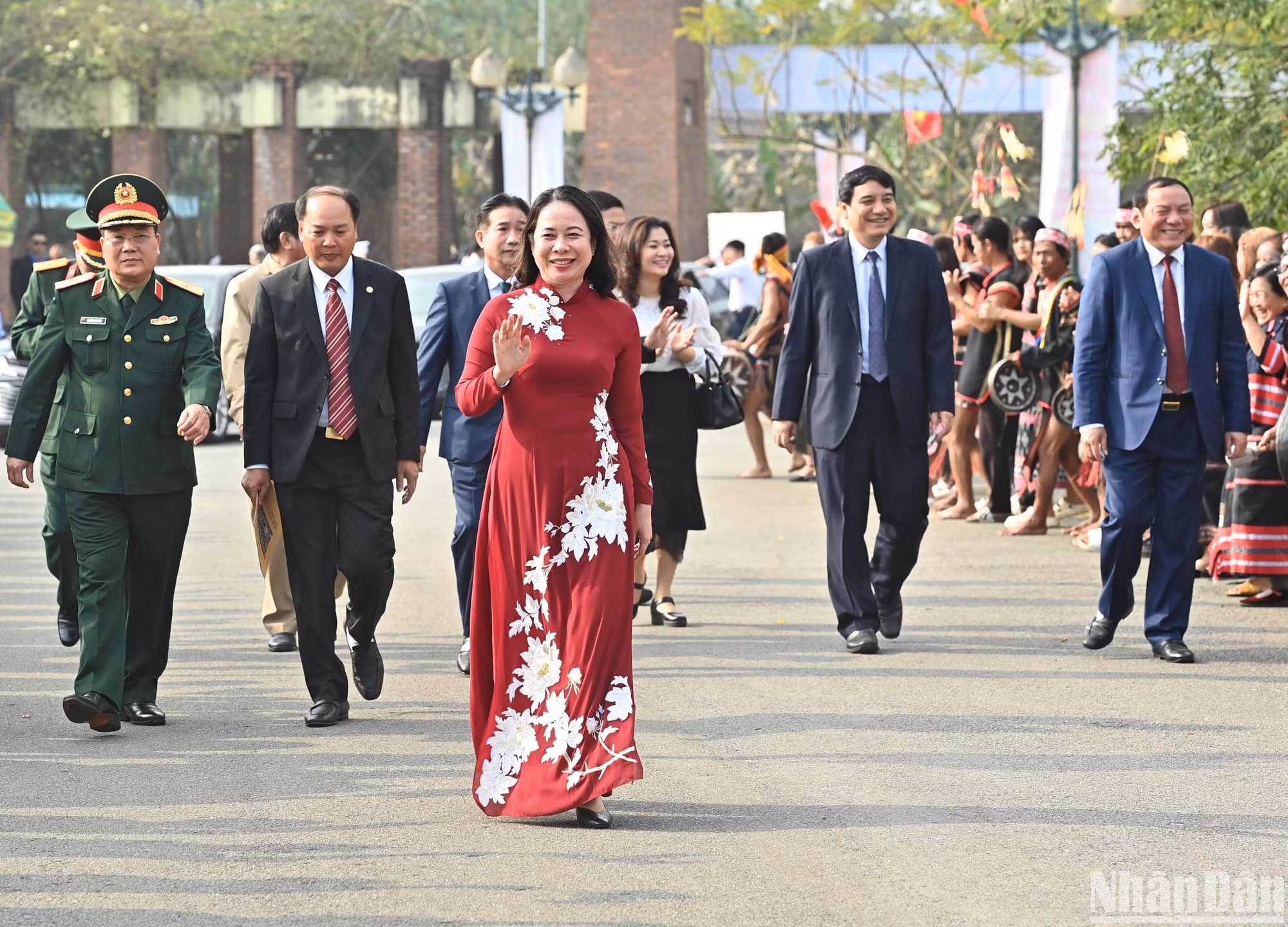 Quyền Chủ tịch nước Võ Thị Ánh Xuân dự “Ngày hội sắc Xuân trên mọi miền Tổ quốc” năm 2023.