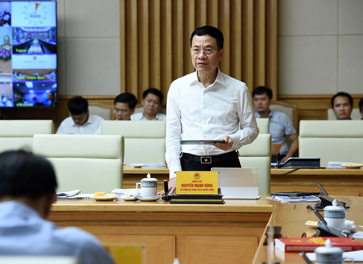 Bộ trưởng Thông tin và Truyền thông Nguyễn Mạnh Hùng phát biểu.