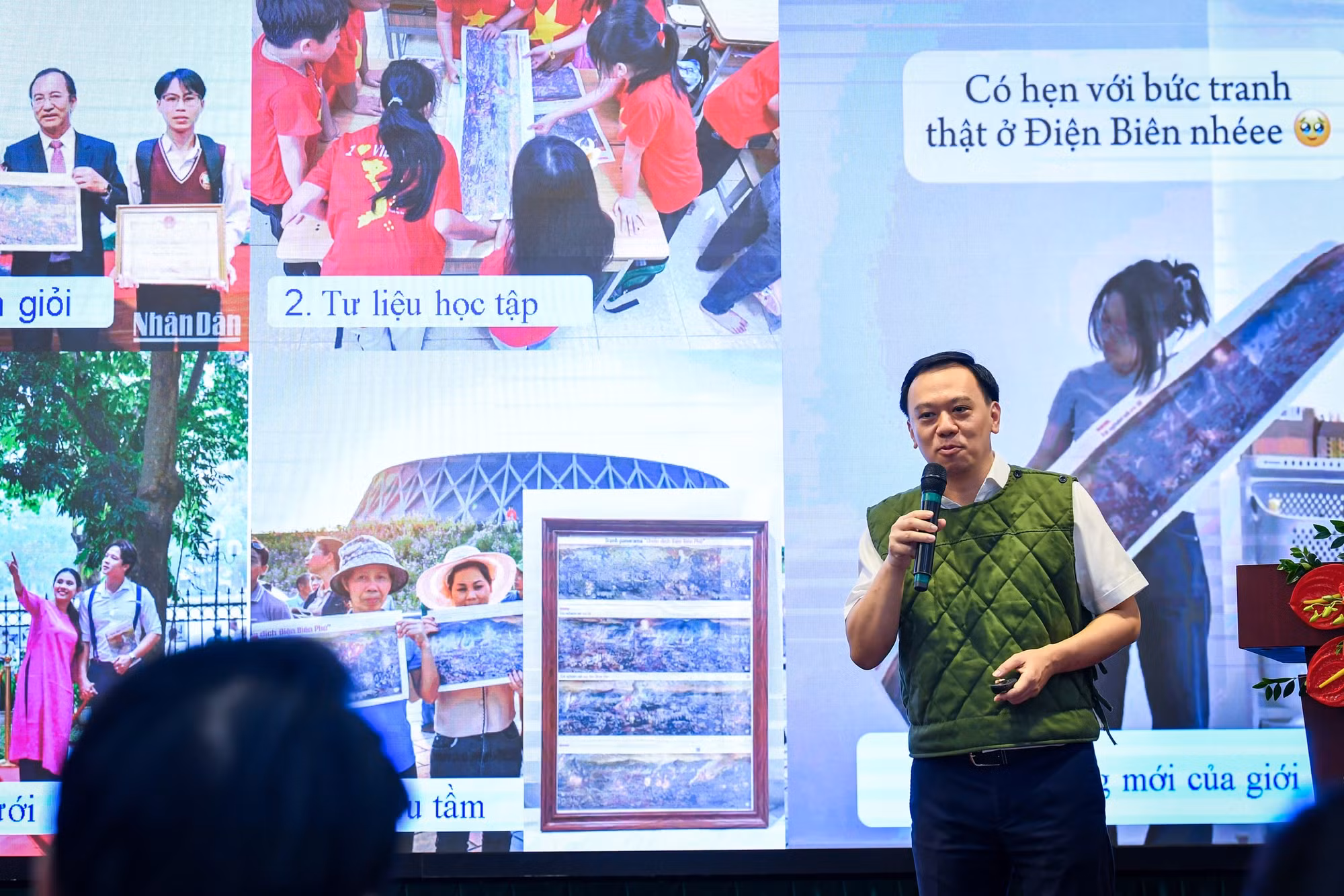 Nhà báo Ngô Việt Anh, Phó Trưởng Ban Nhân Dân điện tử, thuyết trình về công trình: “Đợt tuyên truyền cao điểm 70 năm Chiến thắng Điện Biên Phủ và Chiến dịch Truyền thông Triển lãm tranh tương tác Panorama”.