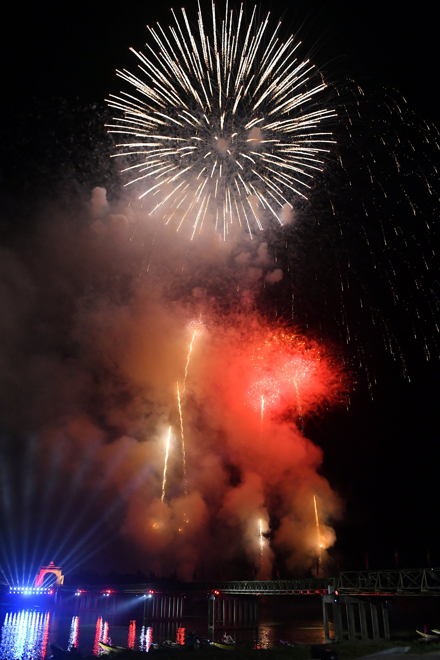 Chương trình cũng gửi gắm thông điệp về Việt Nam, quốc gia yêu chuộng hòa bình có bề dày truyền thống lịch sử luôn giữ gìn hòa bình bằng mọi giá, đồng thời lý giải cội nguồn sức mạnh bản lĩnh của dân tộc Việt Nam thông qua khát vọng, ước nguyện hòa bình xuyên suốt thời gian, không gian.