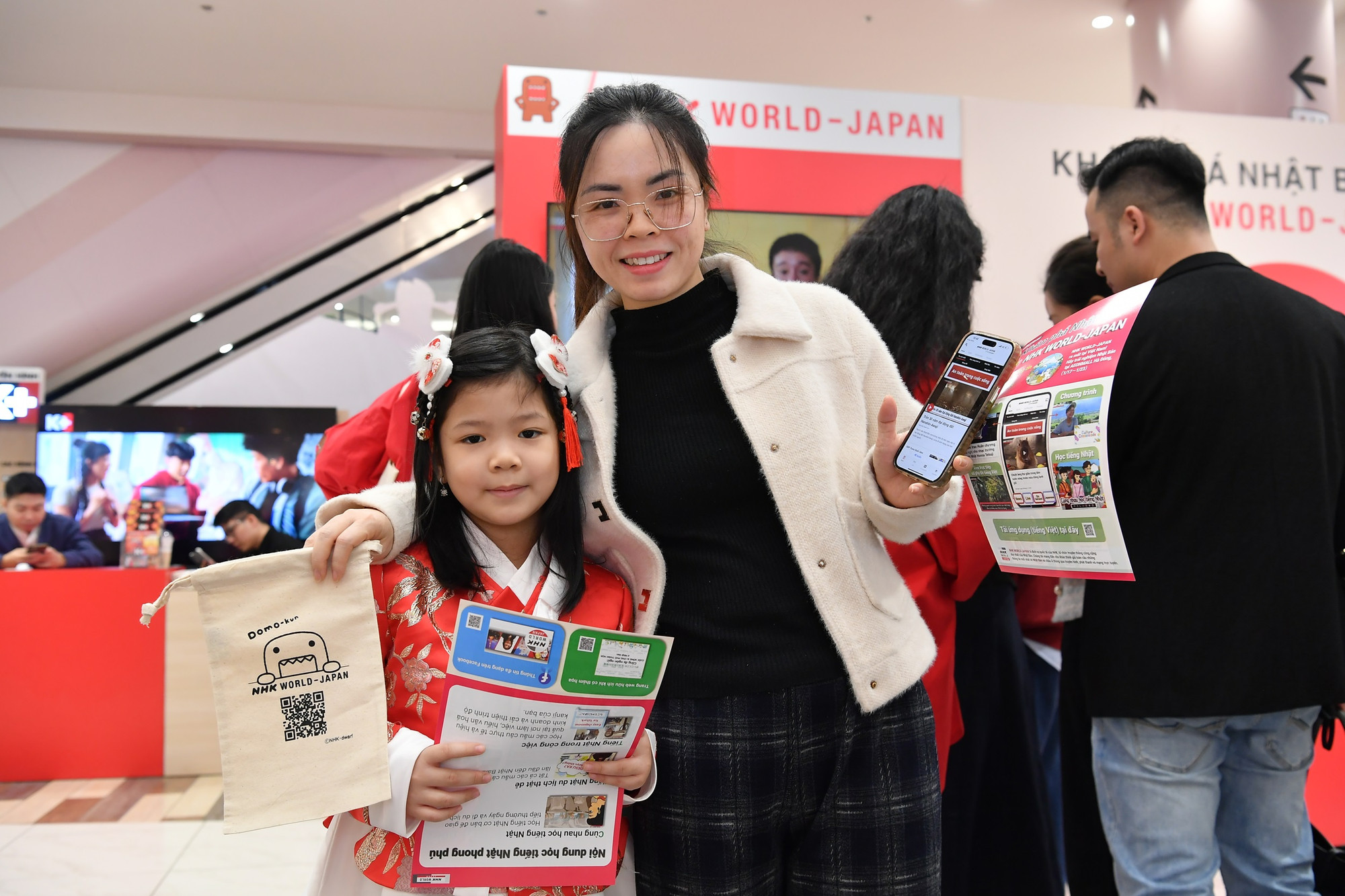 Theo ông Kuriki Seiichi, thông qua sự kiện, NHK World-Japan có thể cảm nhận được mối quan tâm của các khán giả, từ đó hướng tới cải thiện chất lượng các chương trình quốc tế sao cho phù hợp với quan tâm, nhu cầu thực sự của khán giả. Theo ông Kuriki Seiichi, thông qua sự kiện, NHK World-Japan có thể cảm nhận được mối quan tâm của các khán giả, từ đó hướng tới cải thiện chất lượng các chương trình quốc tế sao cho phù hợp với quan tâm, nhu cầu thực sự của khán giả.