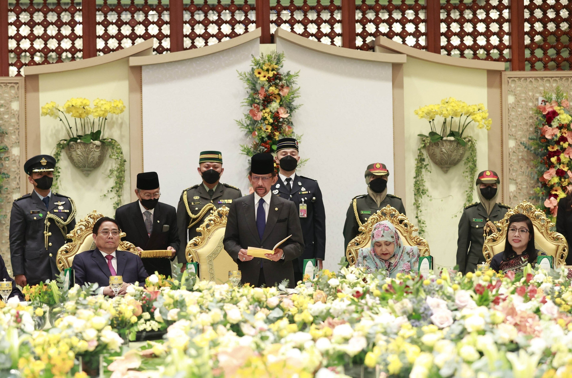 Quốc vương Brunei Hassanal Bolkiah phát biểu tại tiệc chiêu đãi.