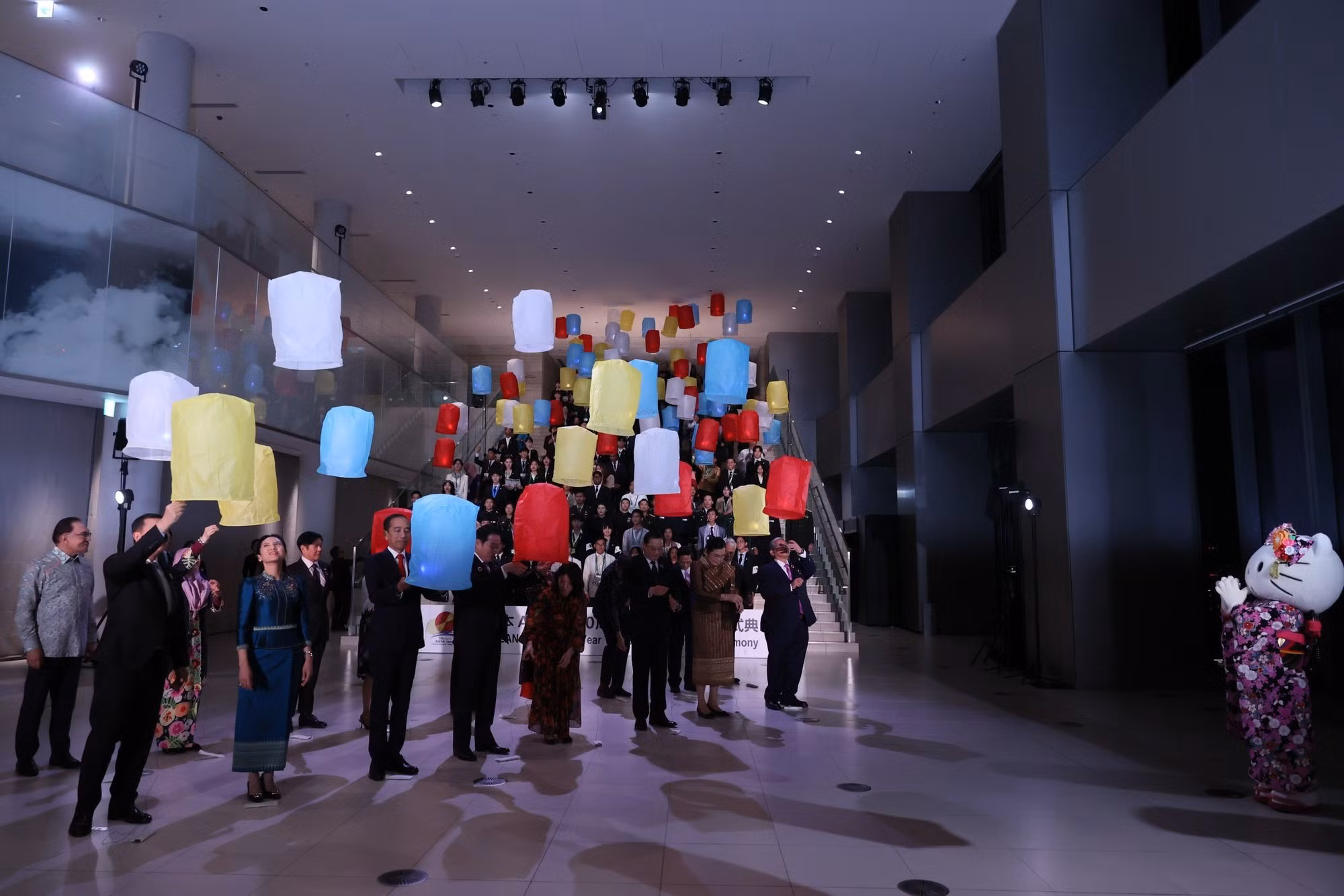 Lễ Thắp đèn kỷ niệm 50 năm quan hệ ASEAN-Nhật Bản.