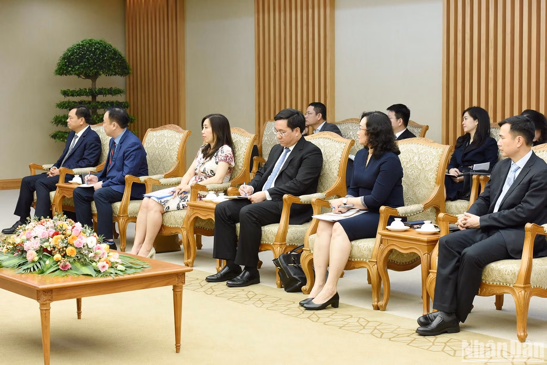 Đại diện lãnh đạo các Bộ, ban ngành của Chính phủ Việt Nam tham dự buổi tiếp.