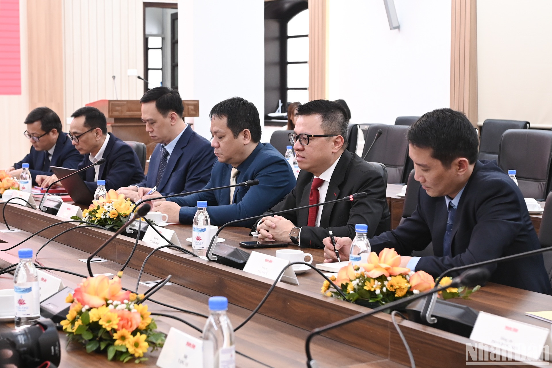 Đồng chí Lê Quốc Minh cho biết, Báo Nhân Dân đang khẳng định vị thế dẫn đầu trong hệ thống báo chí của đất nước, là diễn đàn rộng rãi của Nhân dân với phương châm "Ở đâu có Nhân dân, ở đó có Báo Nhân Dân".