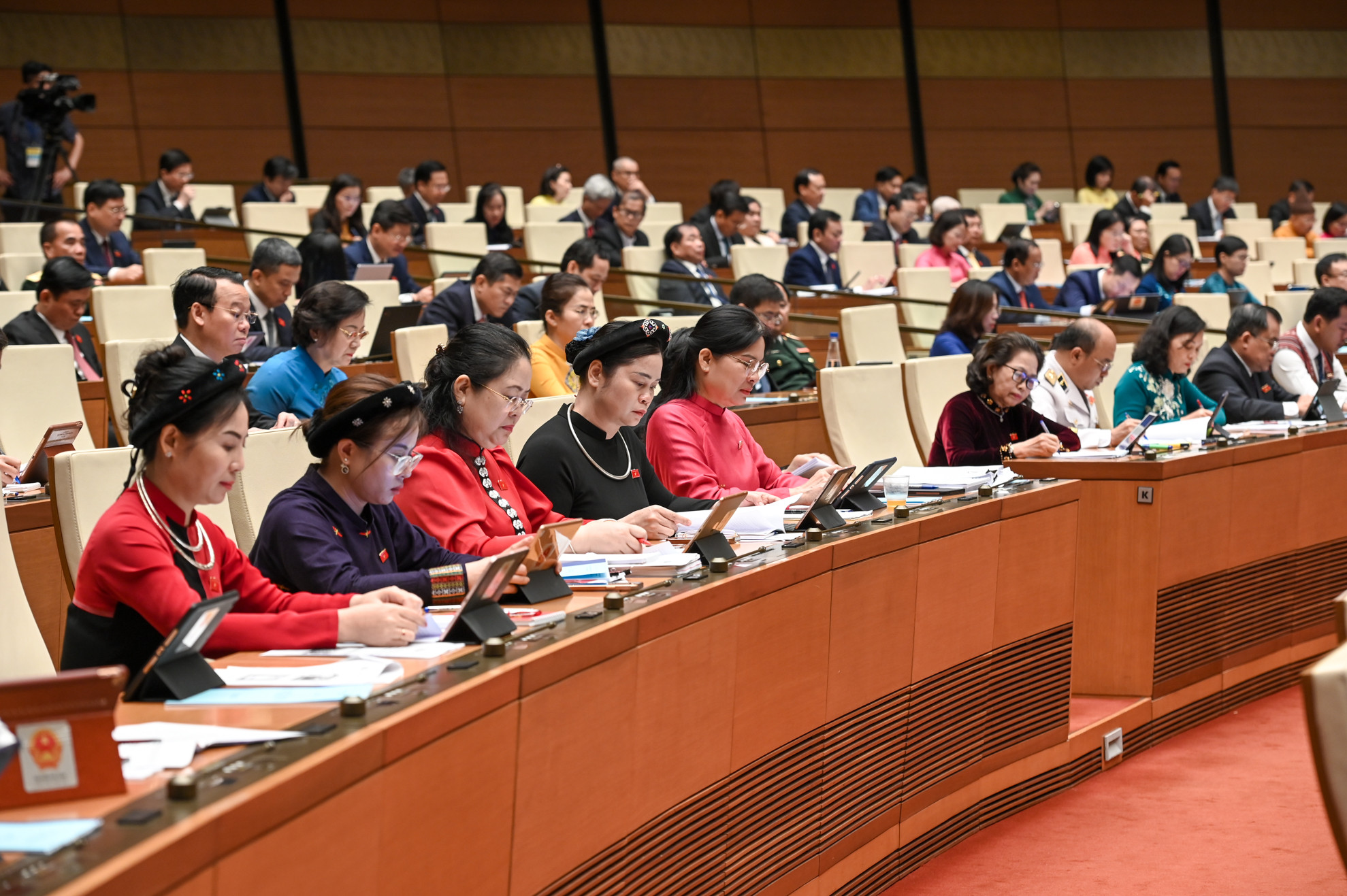 [Ảnh] Khai mạc trọng thể Kỳ họp thứ 9, Quốc hội khóa XV ảnh 7