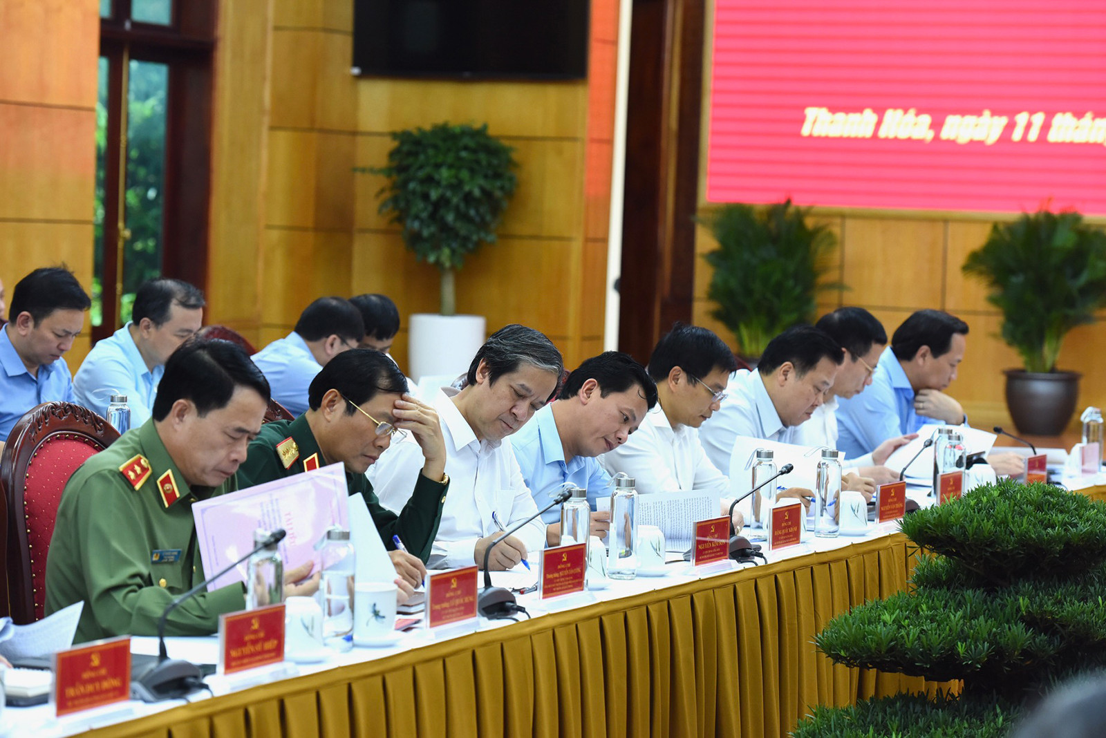 [Ảnh] Thủ tướng Phạm Minh Chính làm việc với Ban Thường vụ Tỉnh ủy Thanh Hóa ảnh 3