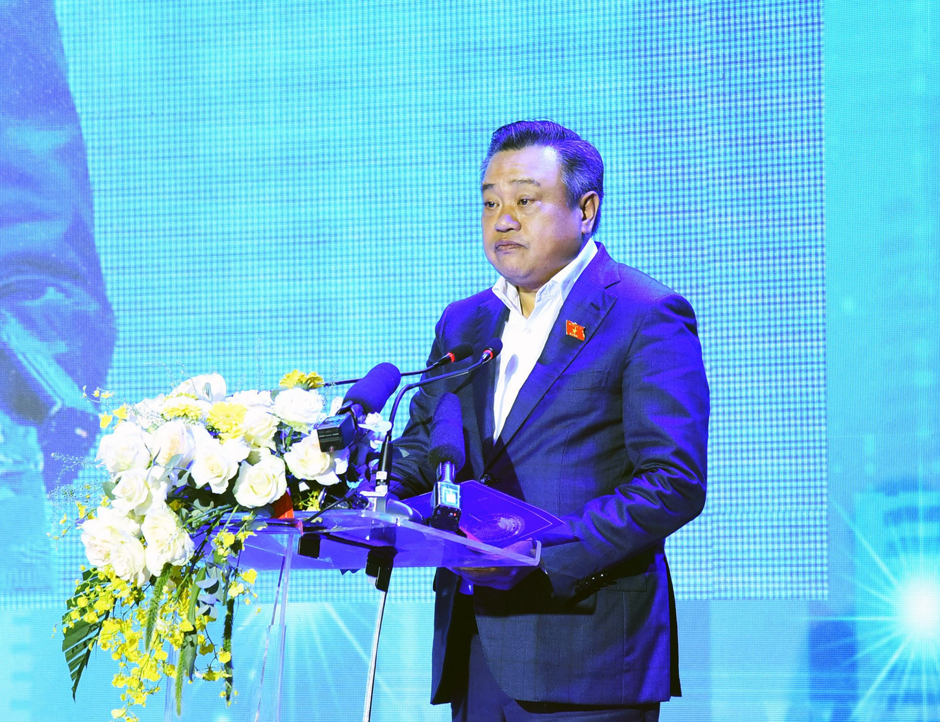 Chủ tịch Ủy ban nhân dân Thành phố Hà Nội Trần Sỹ Thanh phát biểu ý kiến đáp từ và bế mạc Hội nghị.