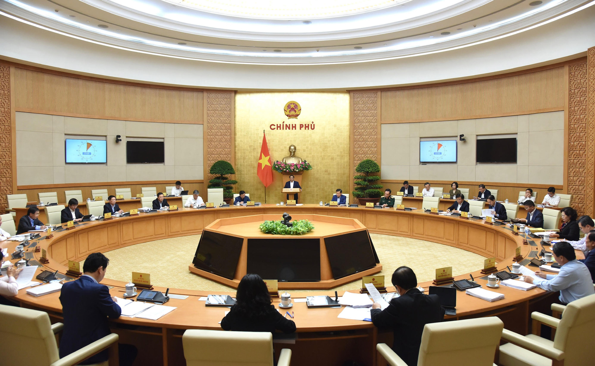 Quang cảnh phiên họp.