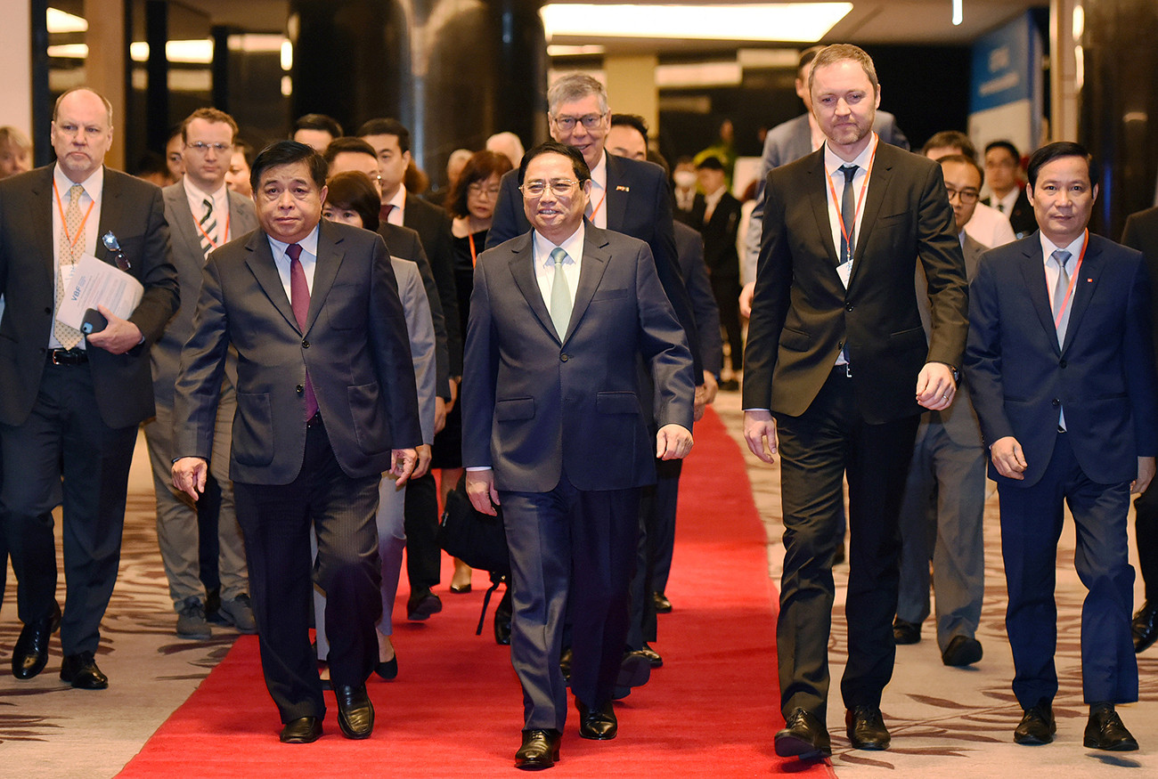 Thủ tướng Chính phủ Phạm Minh Chính tới dự Diễn đàn Doanh nghiệp Việt Nam thường niên 2023. Thủ tướng Chính phủ Phạm Minh Chính tới dự Diễn đàn Doanh nghiệp Việt Nam thường niên 2023.