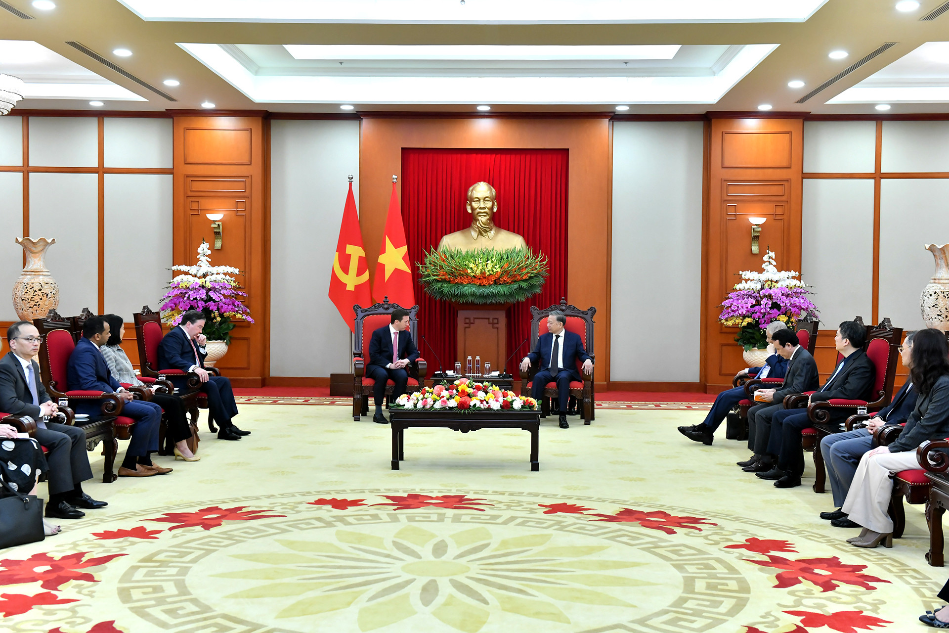 Quang cảnh buổi tiếp tại trụ sở Trung ương Đảng.