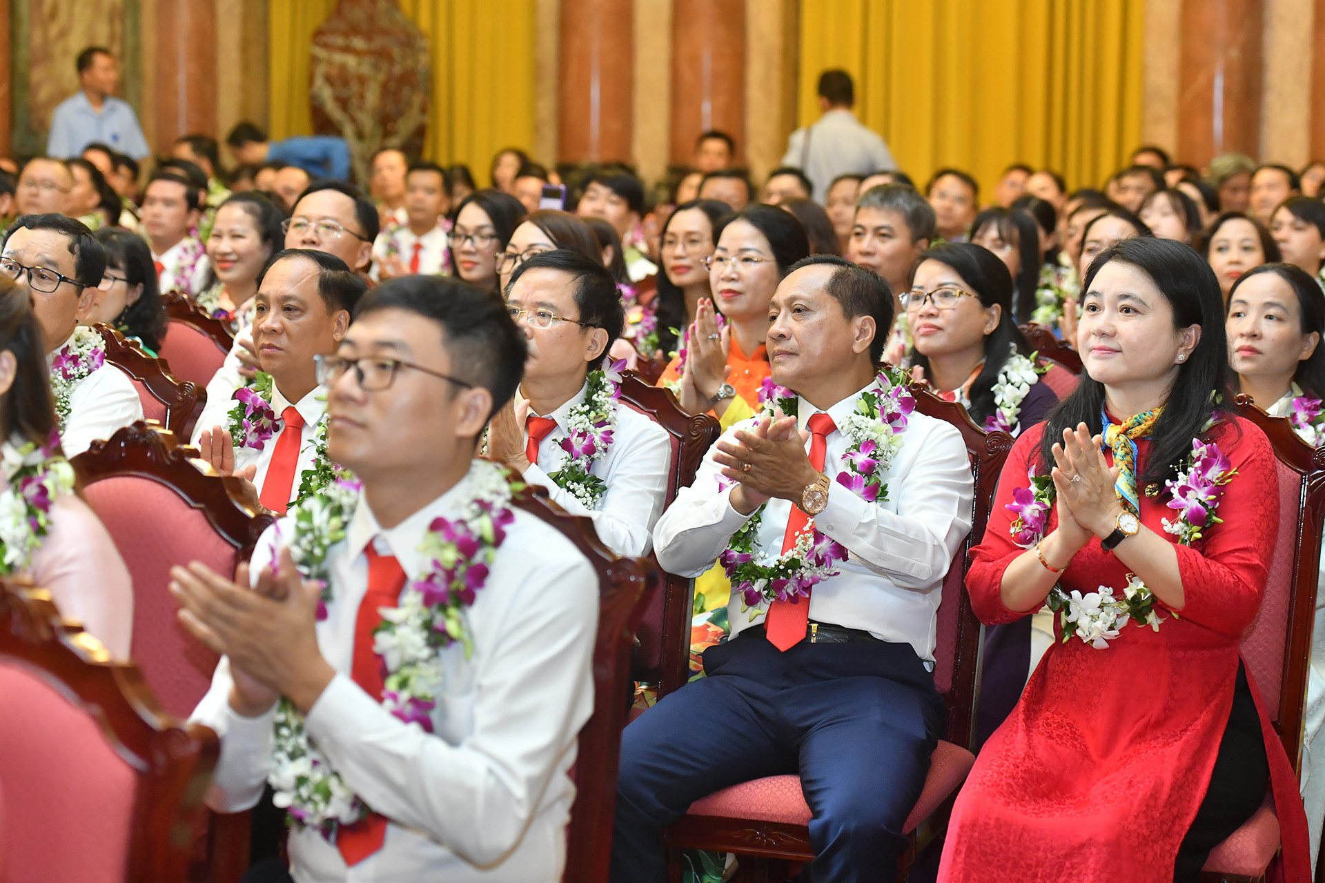 Các đại biểu tham dự buổi gặp mặt.