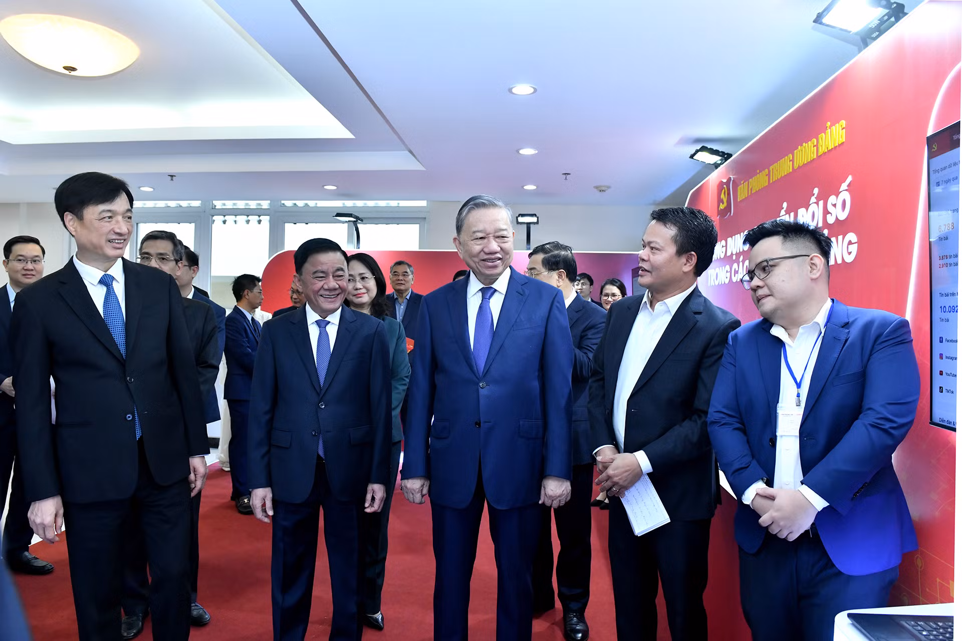 [Ảnh] Tổng Bí thư Tô Lâm dự Hội nghị tổng kết của Văn phòng Trung ương Đảng ảnh 7