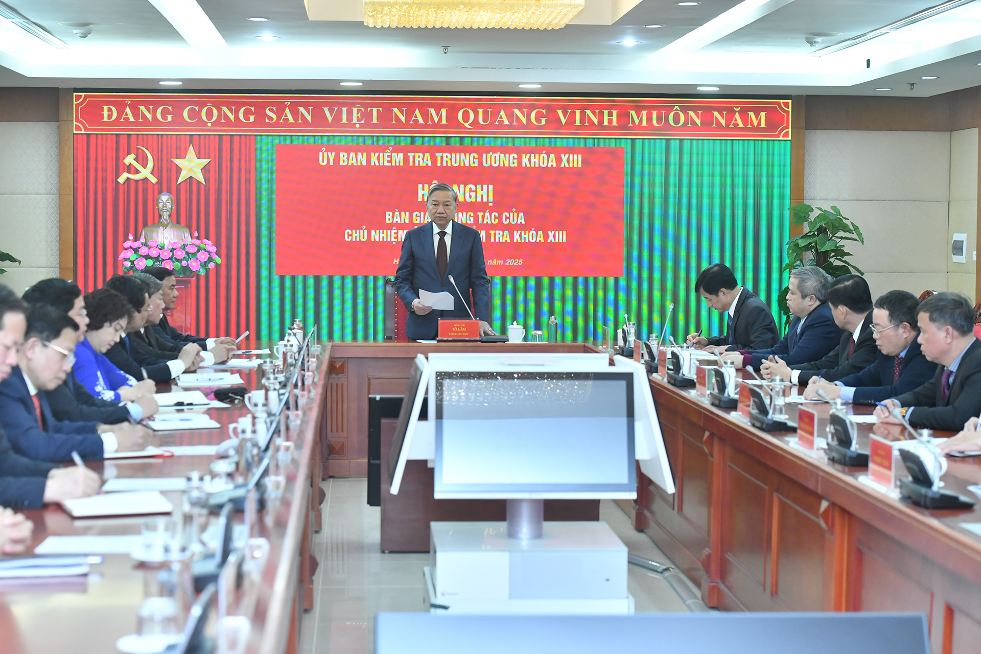 Tổng Bí thư Tô Lâm phát biểu chỉ đạo hội nghị.