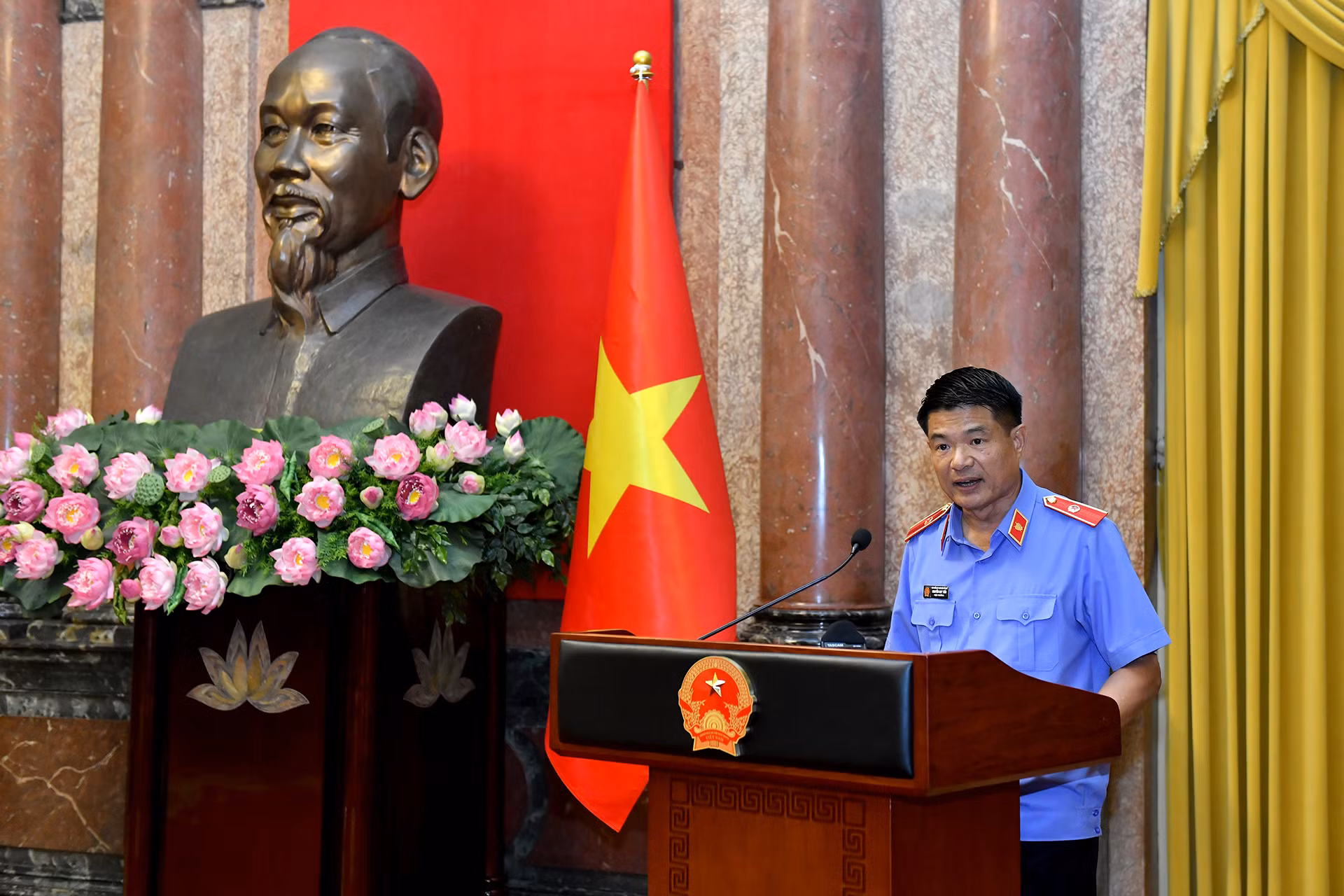 Viện trưởng Viện Kiểm sát nhân dân tối cao Nguyễn Huy Tiến phát biểu.