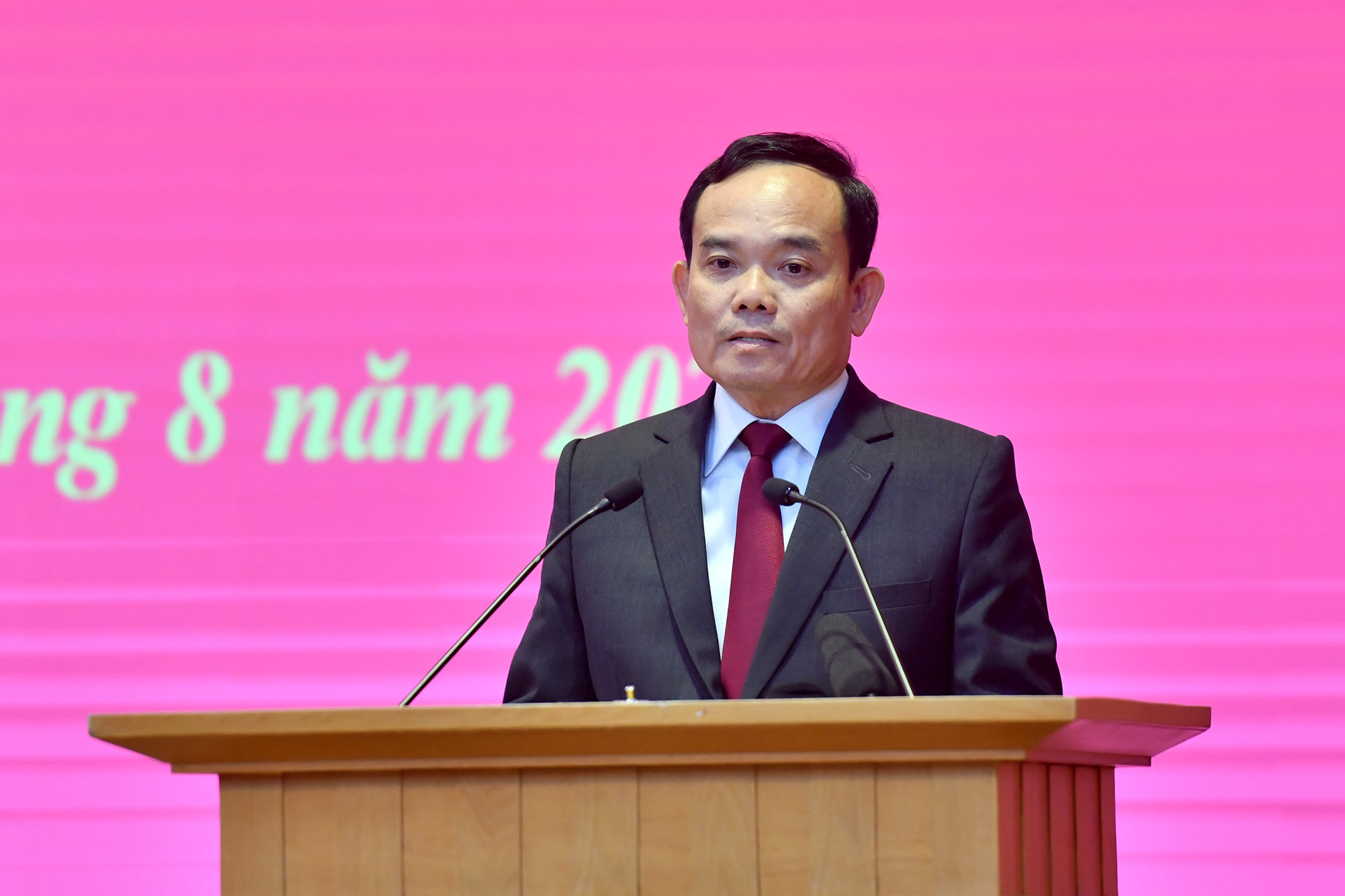 [Ảnh] Lễ công bố Quyết định phân công các Ủy viên Trung ương giữ chức Trưởng Ban Kinh tế Trung ương và Trưởng Ban Dân vận Trung ương ảnh 2