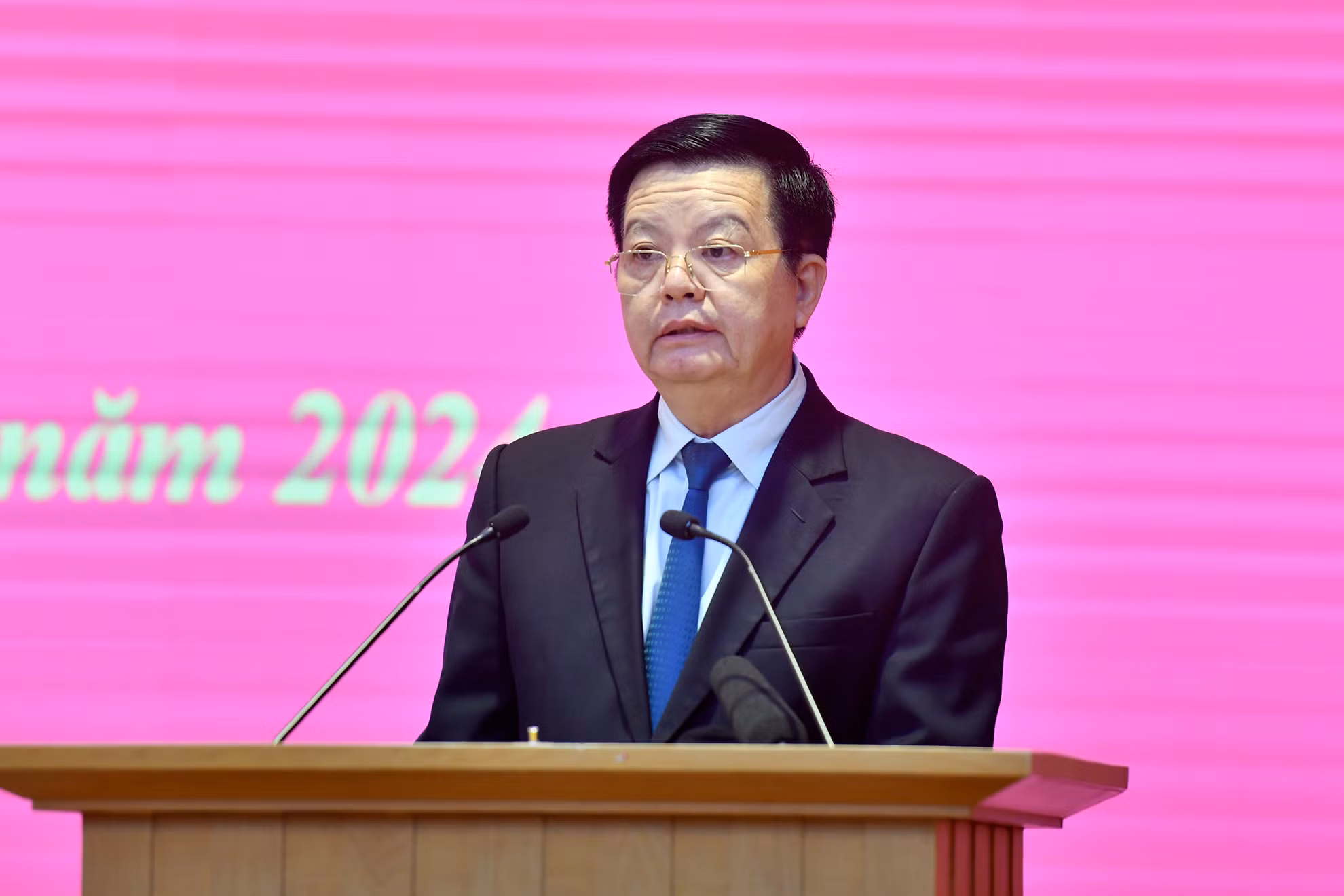 [Ảnh] Lễ công bố Quyết định phân công các Ủy viên Trung ương giữ chức Trưởng Ban Kinh tế Trung ương và Trưởng Ban Dân vận Trung ương ảnh 3