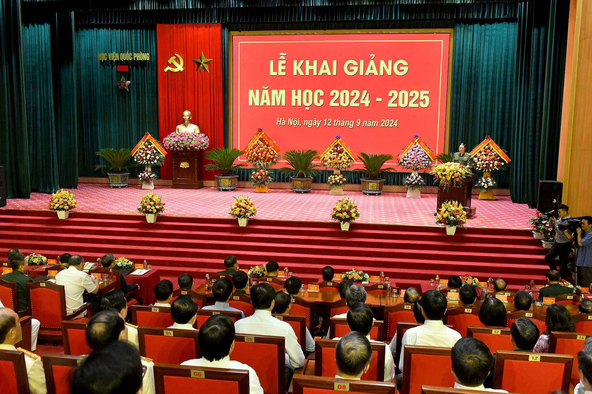 Quang cảnh Lễ khai giảng năm học mới tại Học viện Quốc phòng.