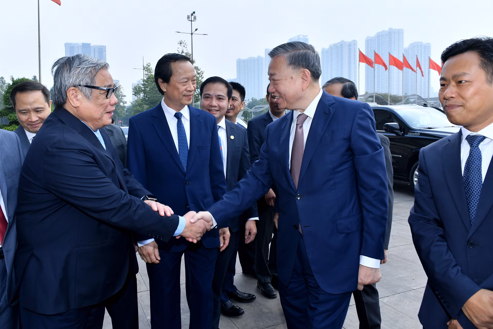 Tổng Bí thư Tô Lâm gặp mặt đại diện nhà giáo, cán bộ quản lý giáo dục nhân Ngày Nhà giáo Việt Nam 20/11.