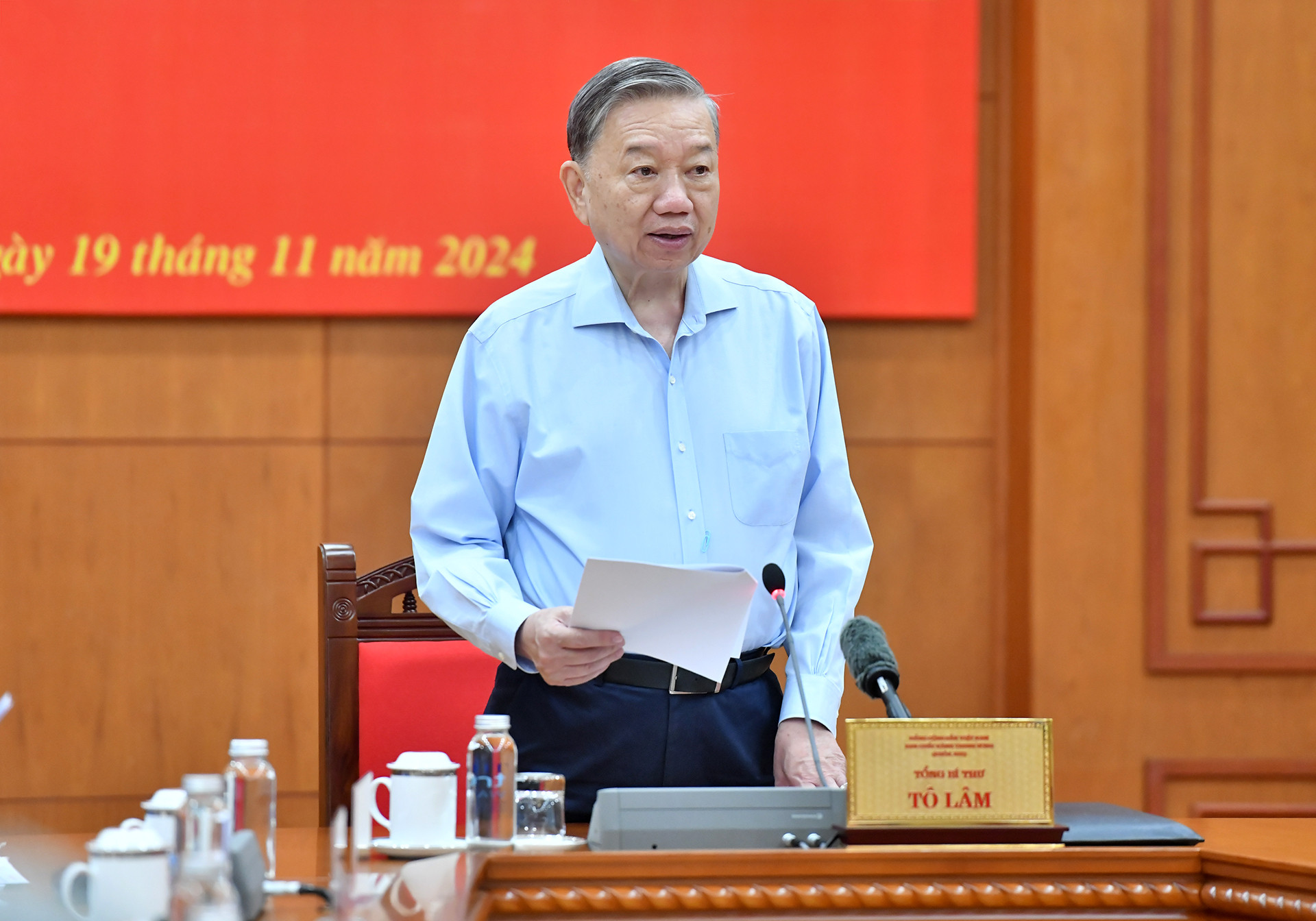 Tổng Bí thư Tô Lâm phát biểu chỉ đạo phiên họp.