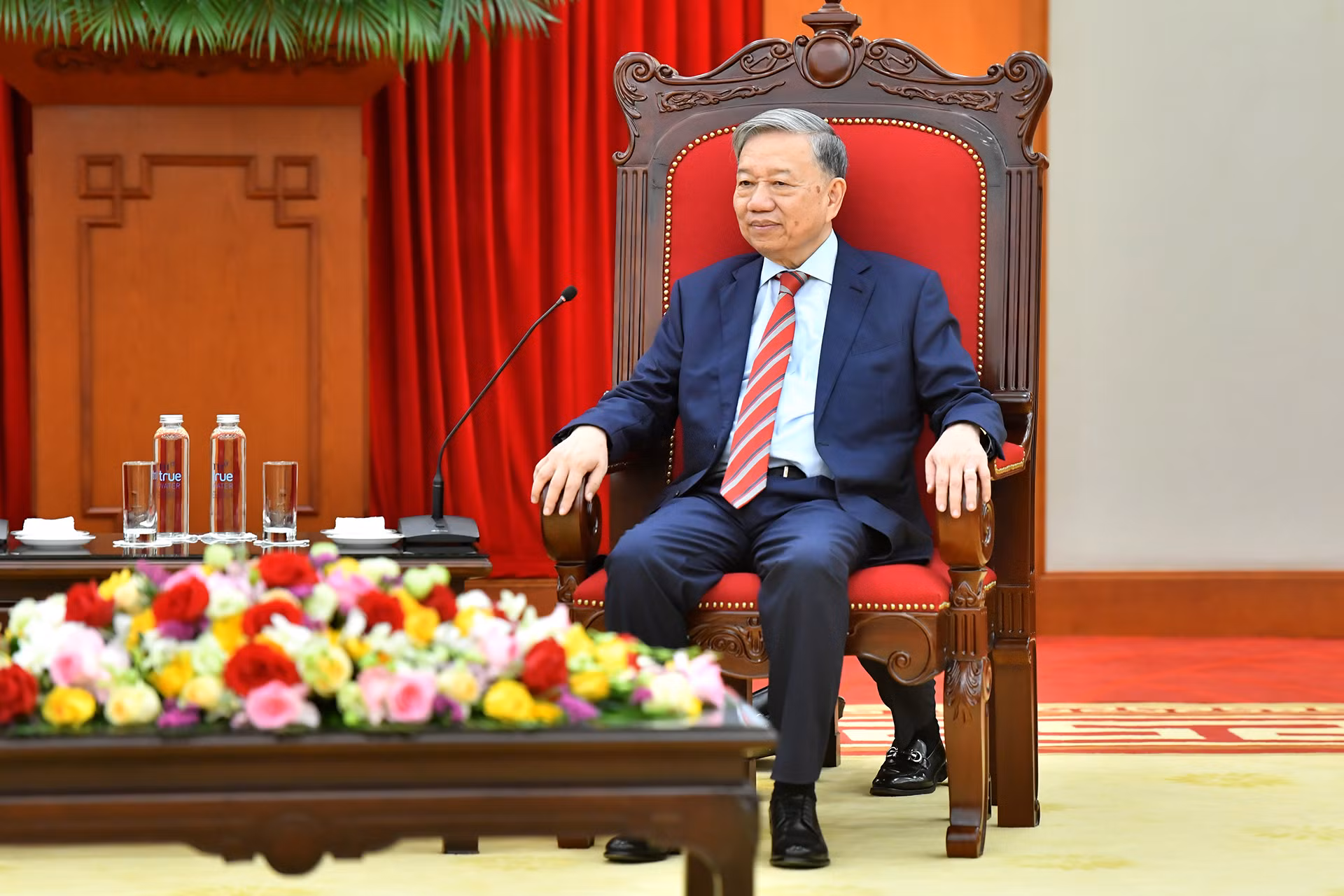 Tổng Bí thư Tô Lâm phát biểu tại buổi tiếp Chủ tịch Quốc hội Cộng hòa Armenia Alen Simonyan.