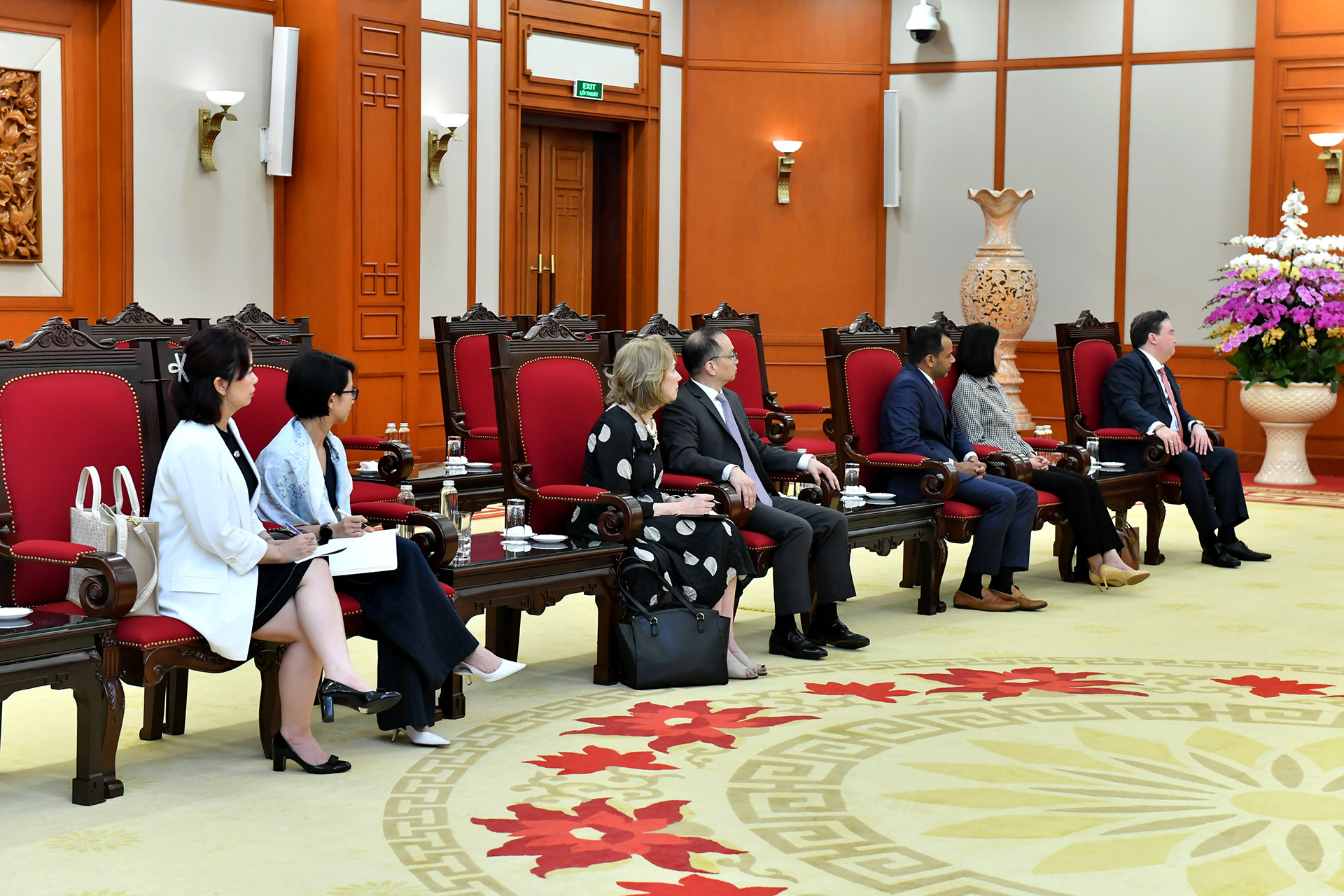 Các đại biểu Hoa Kỳ tham dự buổi tiếp.