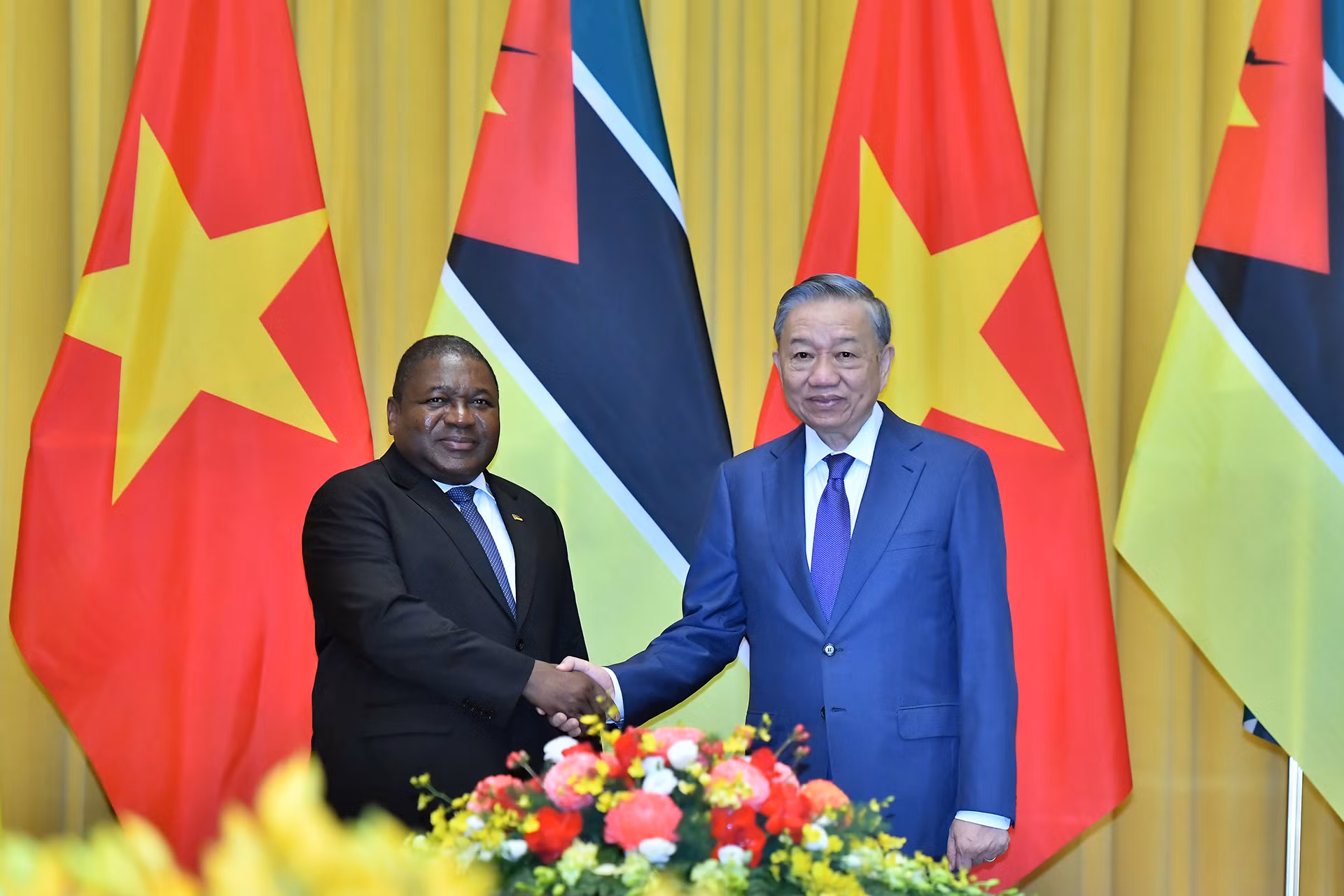 Tổng Bí thư, Chủ tịch nước Tô Lâm và Tổng thống Cộng hòa Mozambique Filipe Jacinto Nyusi tại hội đàm.