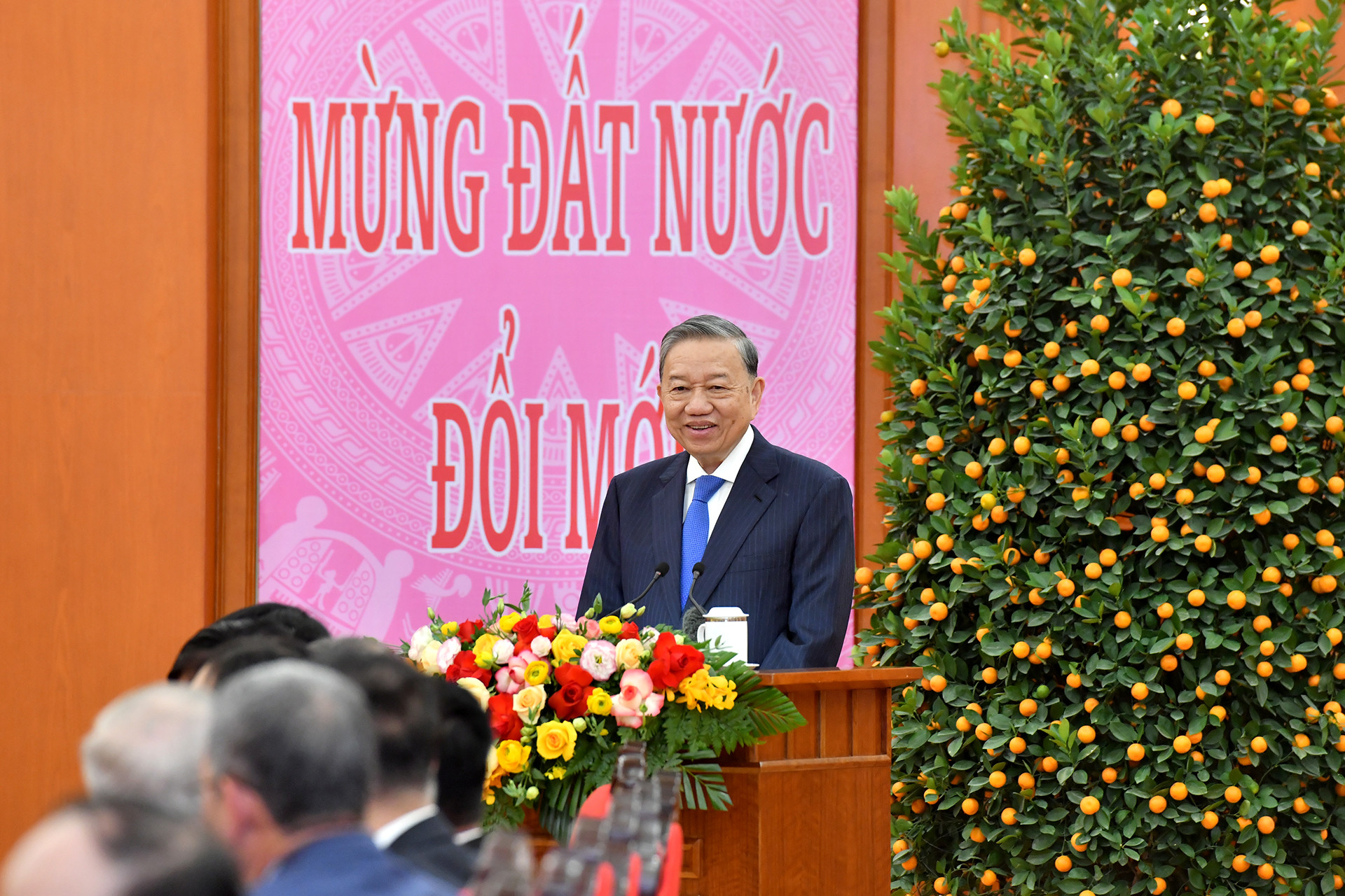 Tổng Bí thư Tô Lâm phát biểu tại buổi gặp gỡ đoàn kiều bào tiêu biểu về quê đón Tết cổ truyền và tham dự chương trình “Xuân Quê hương 2025”.