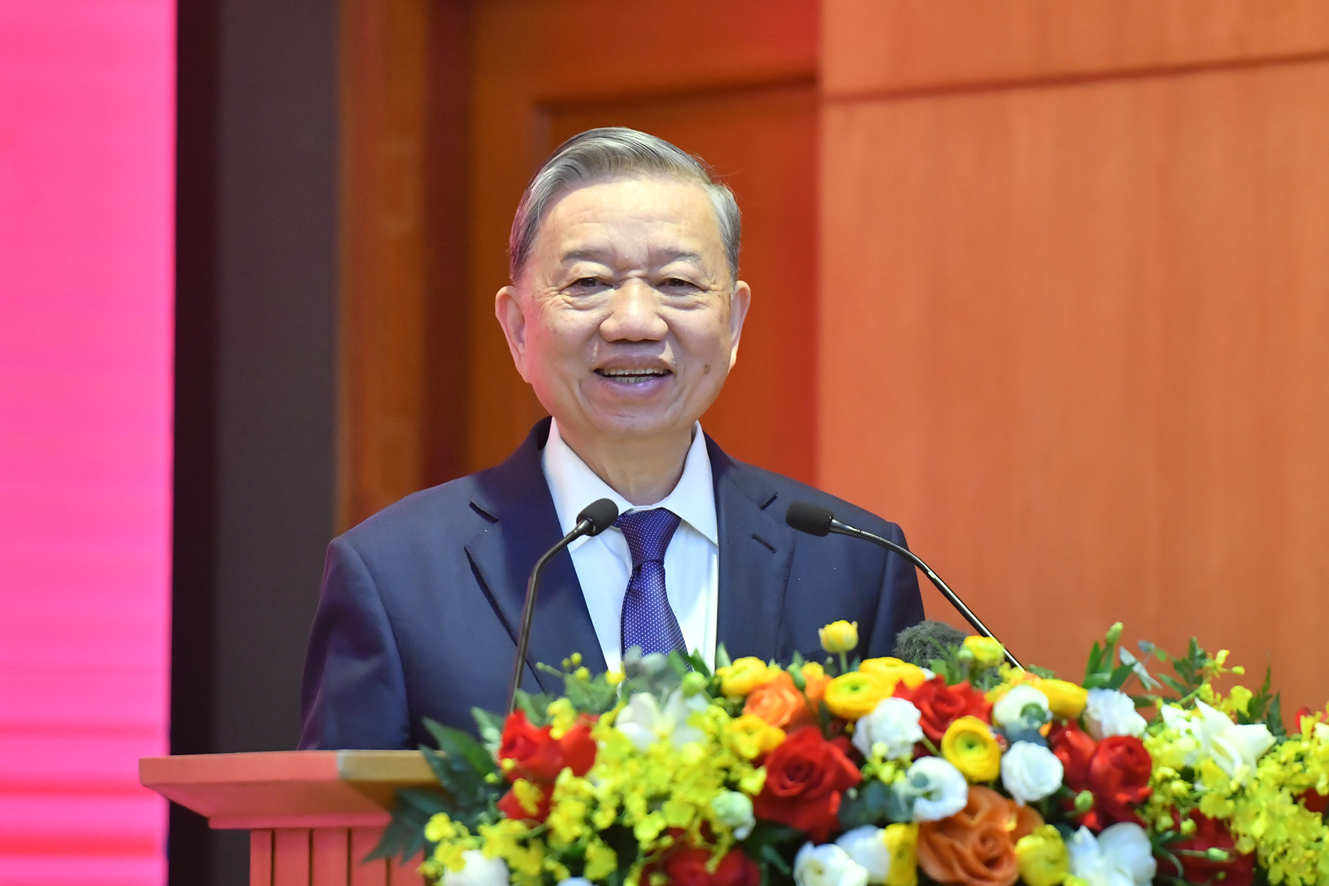 [Ảnh] Tổng Bí thư Tô Lâm dự Hội nghị tổng kết của Văn phòng Trung ương Đảng ảnh 4