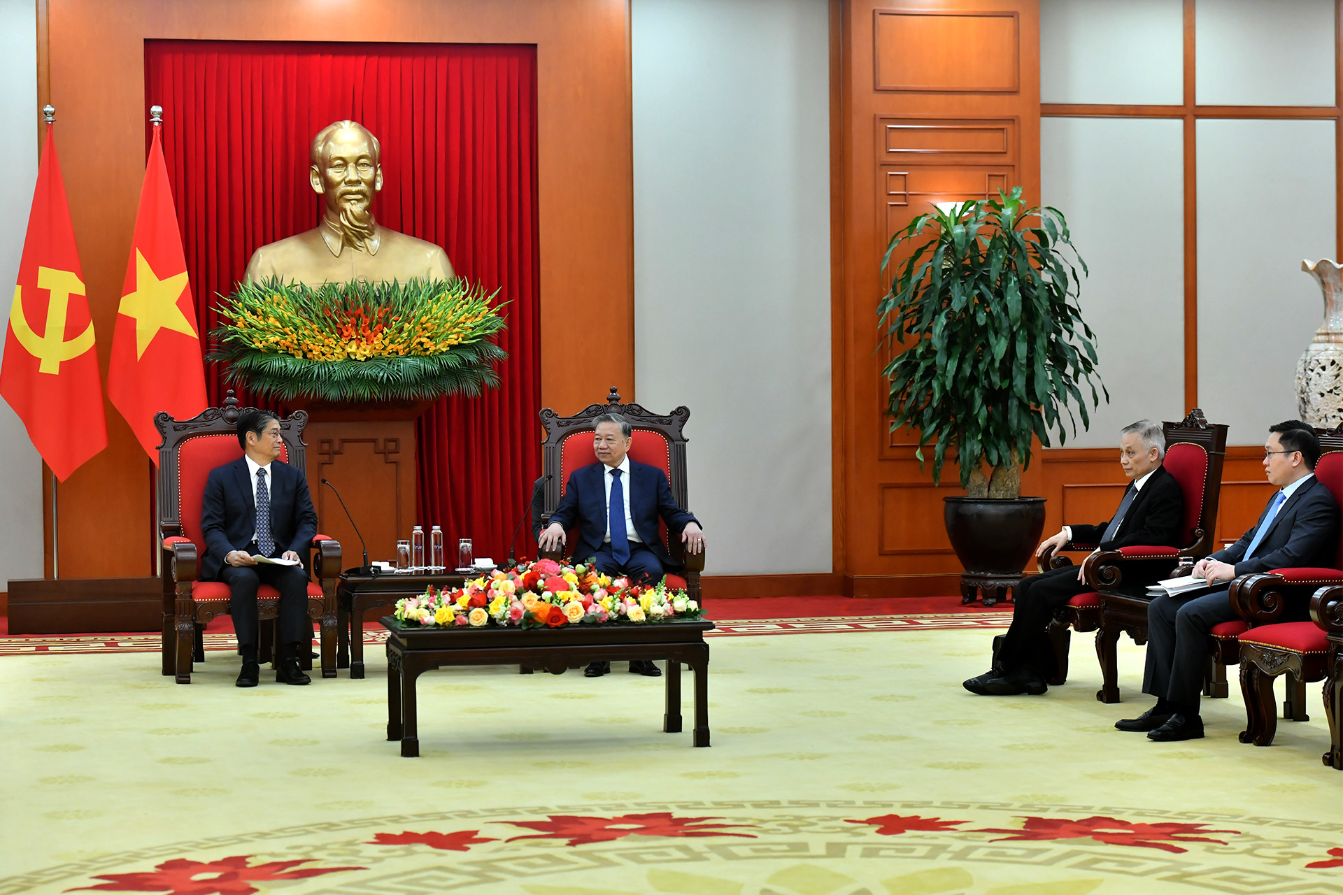 Tổng Bí thư Tô Lâm tiếp Đại sứ Nhật Bản tại Việt Nam Ito Naoki.