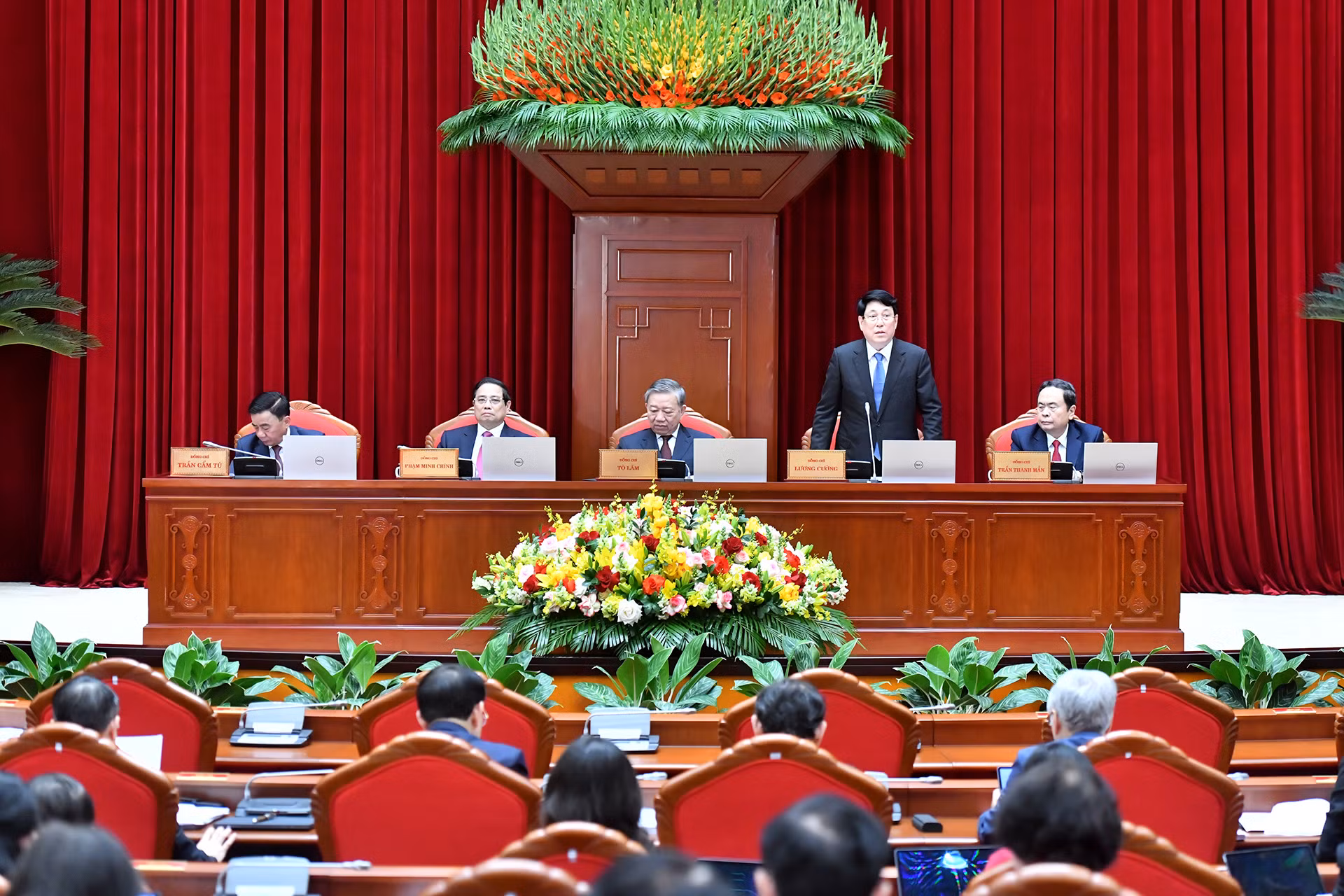 Đồng chí Lương Cường, Ủy viên Bộ Chính trị, Chủ tịch nước điều hành phiên khai mạc Hội nghị.