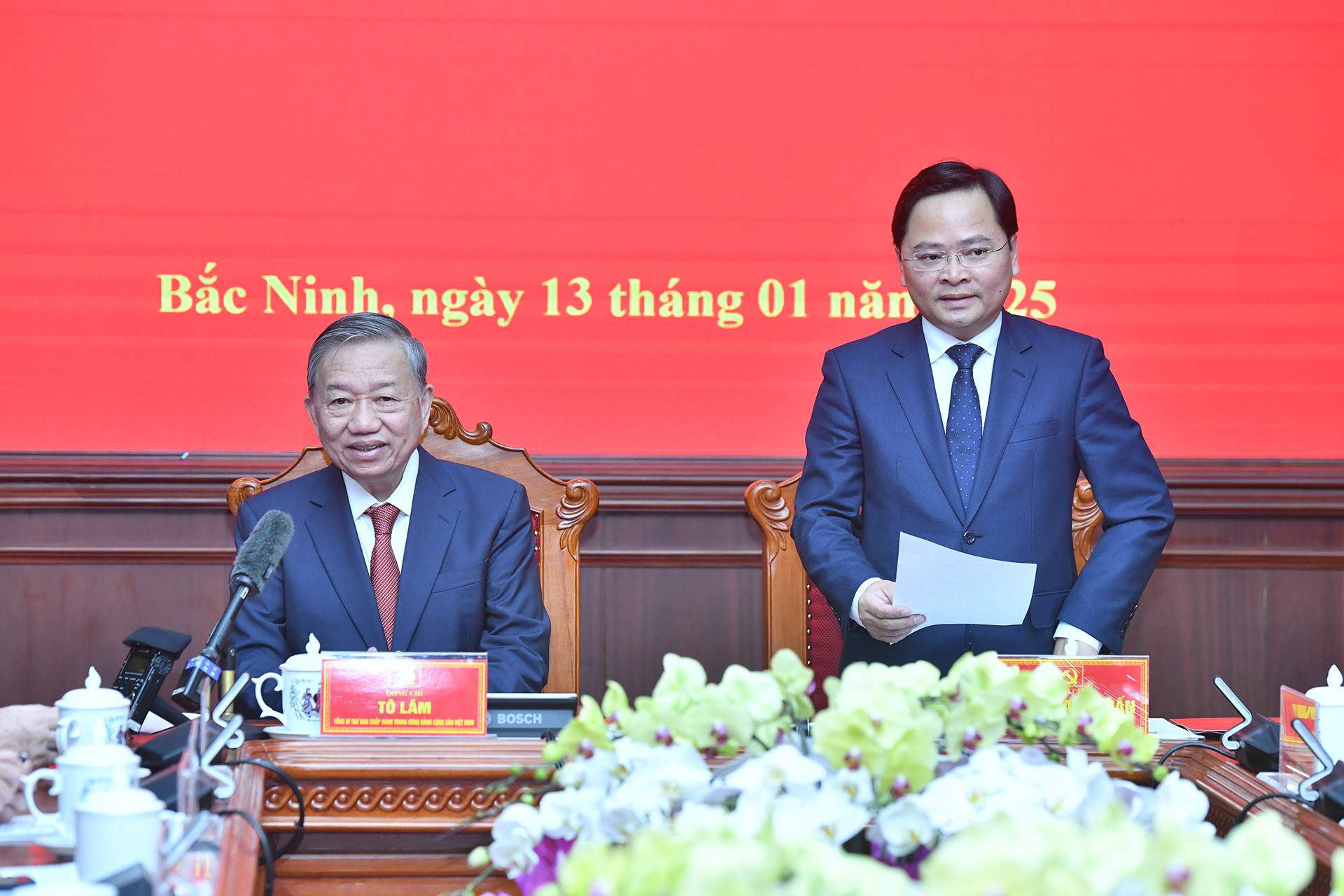 Bí thư Tỉnh ủy Bắc Ninh Nguyễn Anh Tuấn phát biểu tại buổi làm việc.