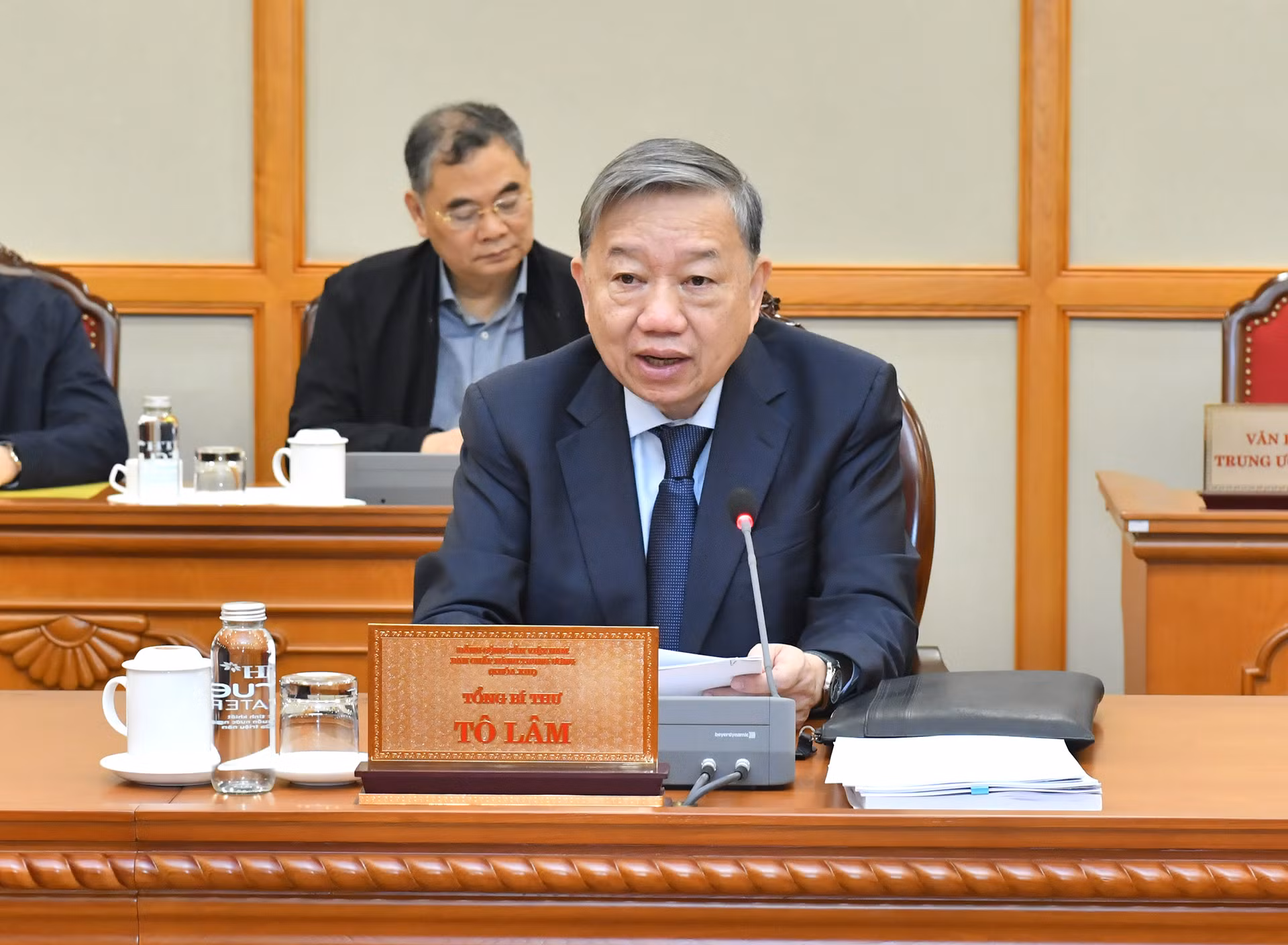 Tổng Bí thư Tô Lâm, Trưởng Ban Chỉ đạo phát biểu chỉ đạo. Tổng Bí thư Tô Lâm, Trưởng Ban Chỉ đạo phát biểu chỉ đạo.