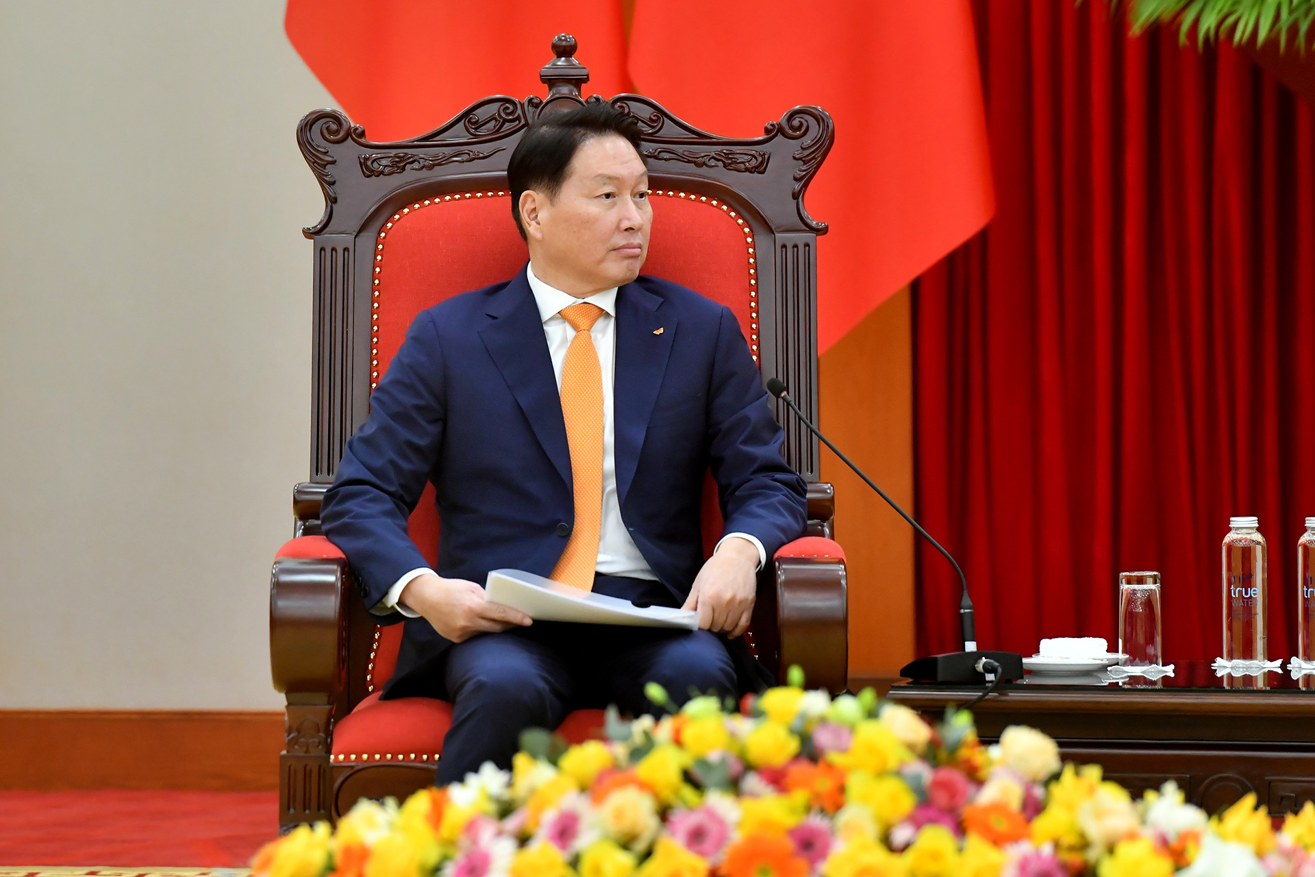 Chủ tịch Tập đoàn SK Hàn Quốc Chey Tae-won phát biểu.