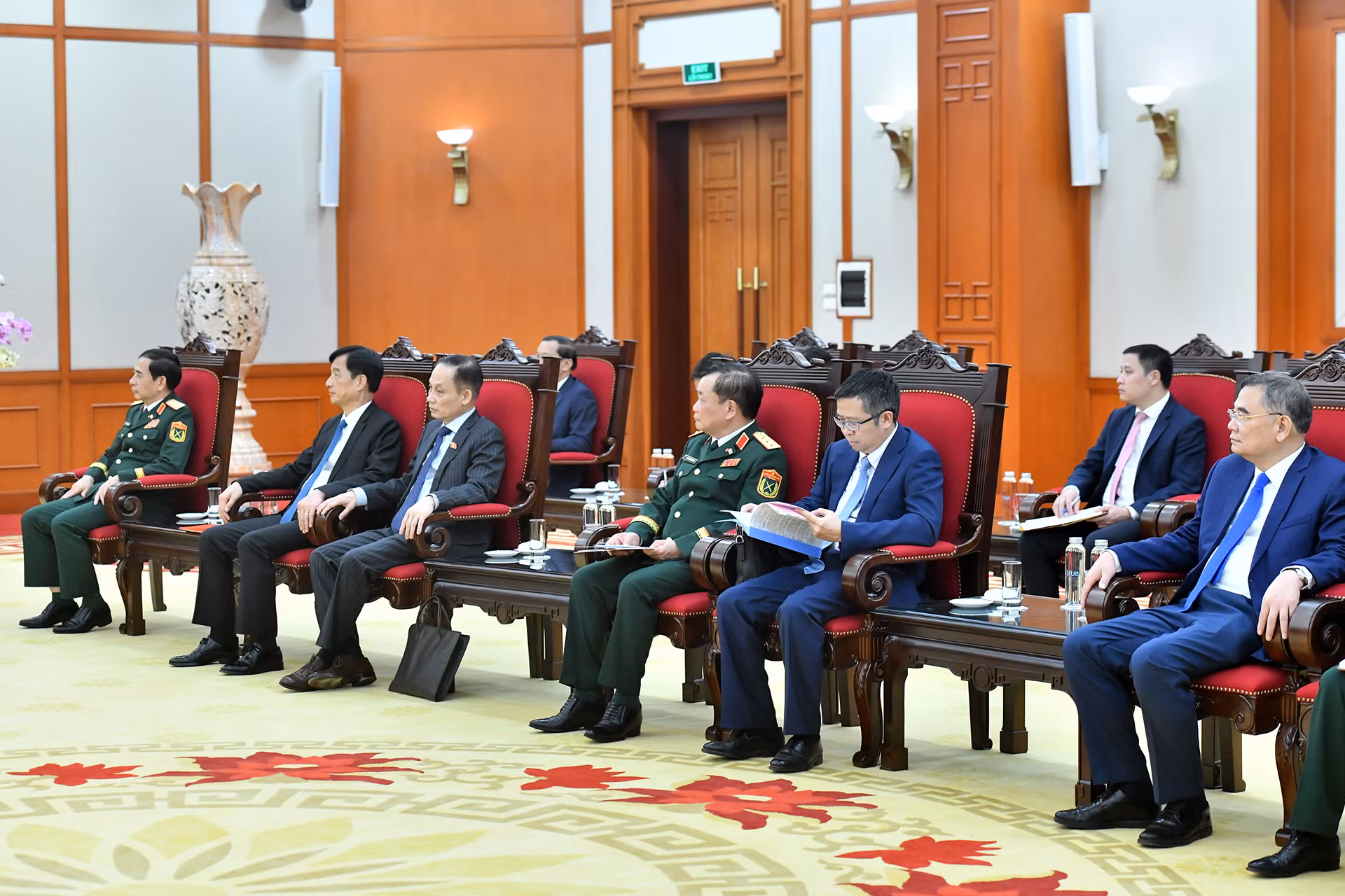 Các đại biểu Việt Nam tham dự buổi tiếp.