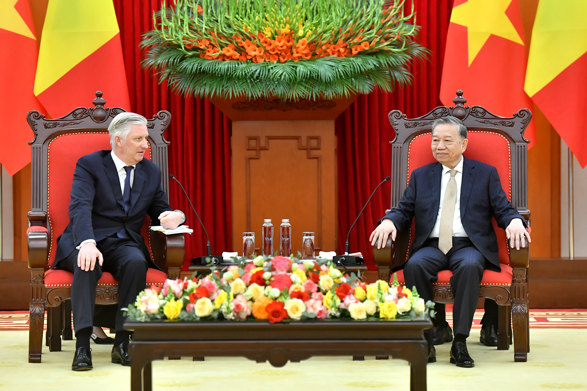 Tổng Bí thư Tô Lâm và Nhà vua Vương quốc Bỉ Philippe.