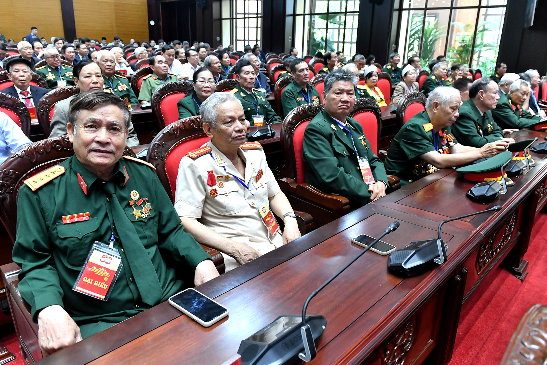 Các đại biểu tham dự chương trình gặp mặt.